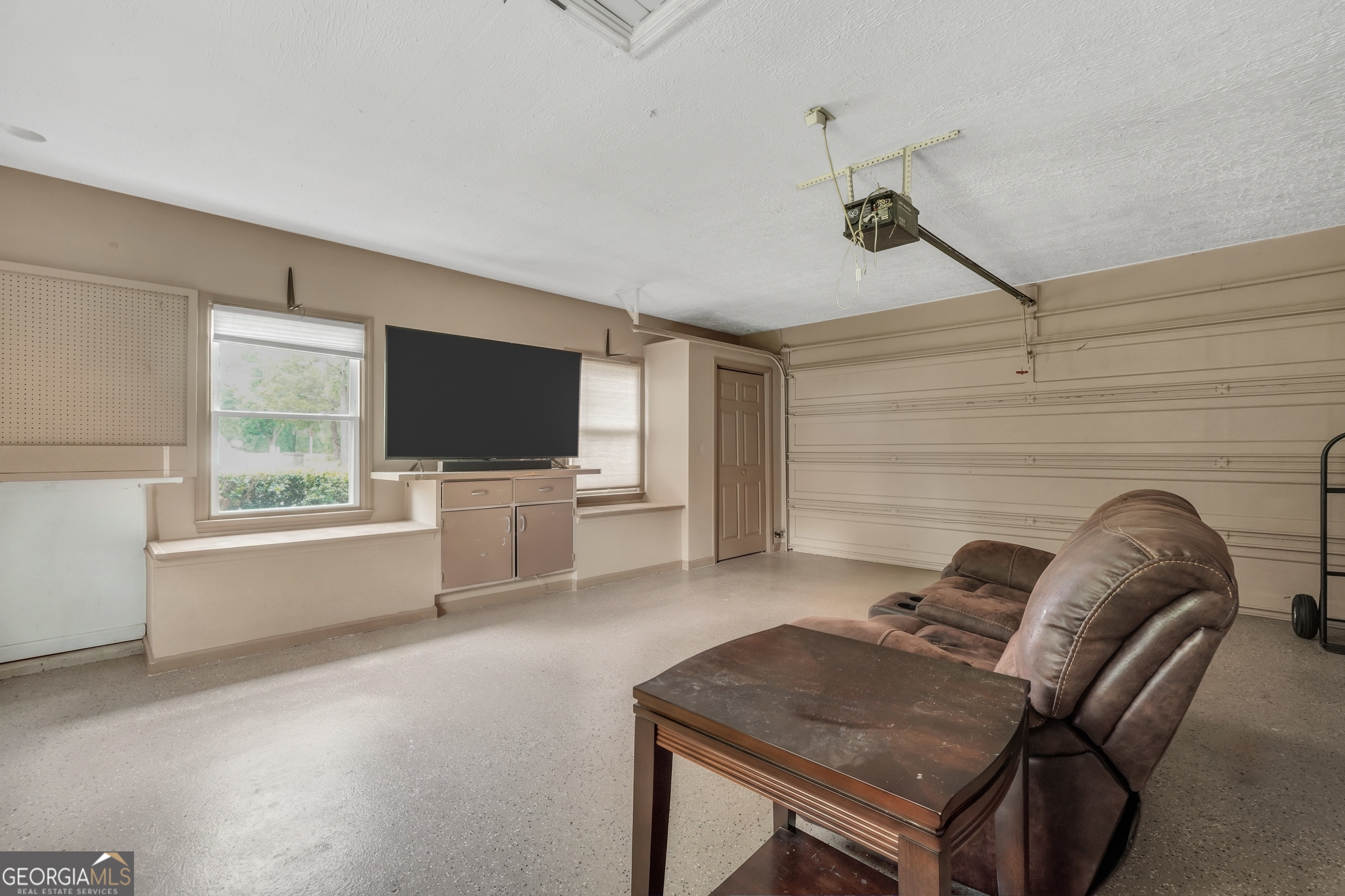 112 N Walkers Mill Road