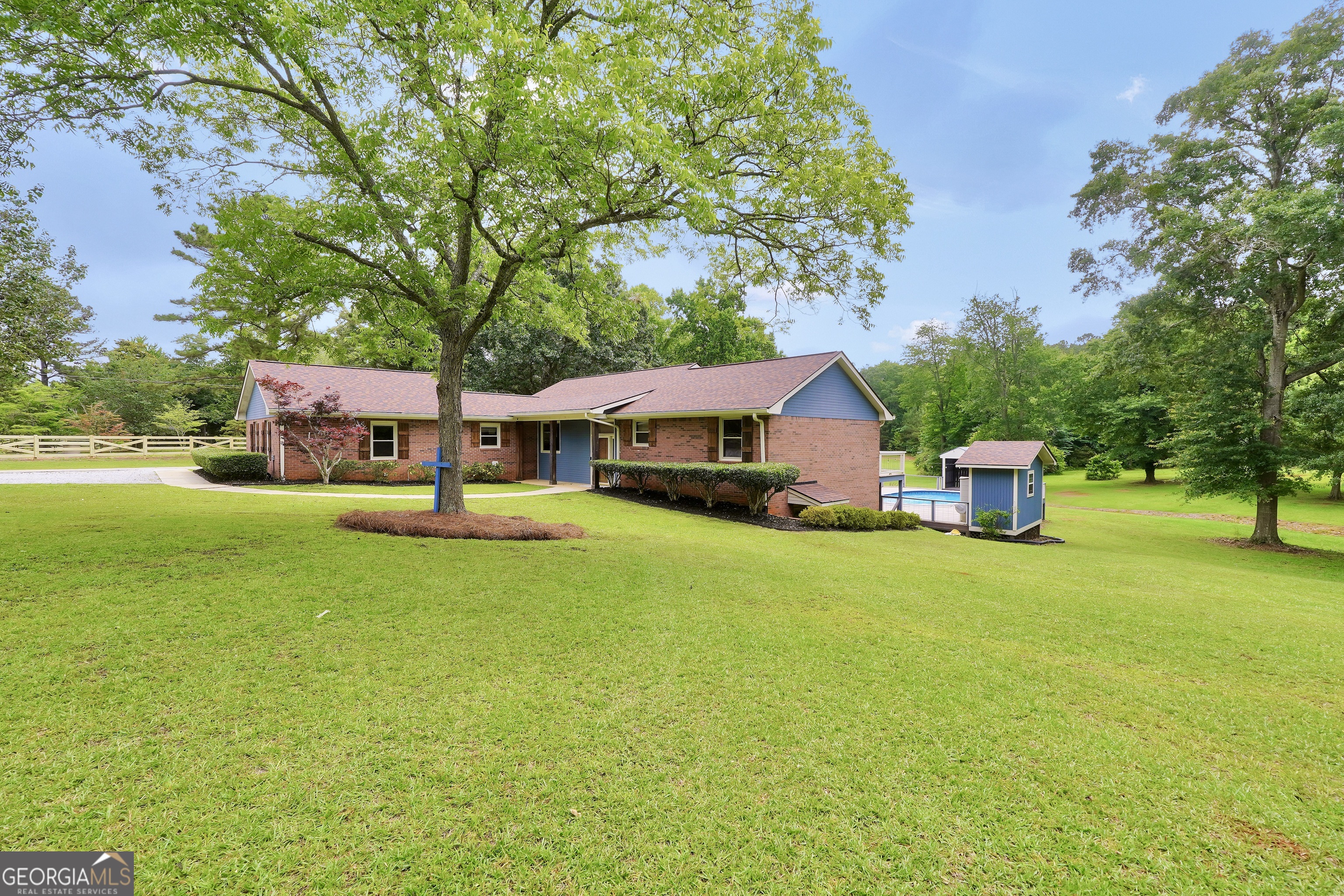 112 N Walkers Mill Road