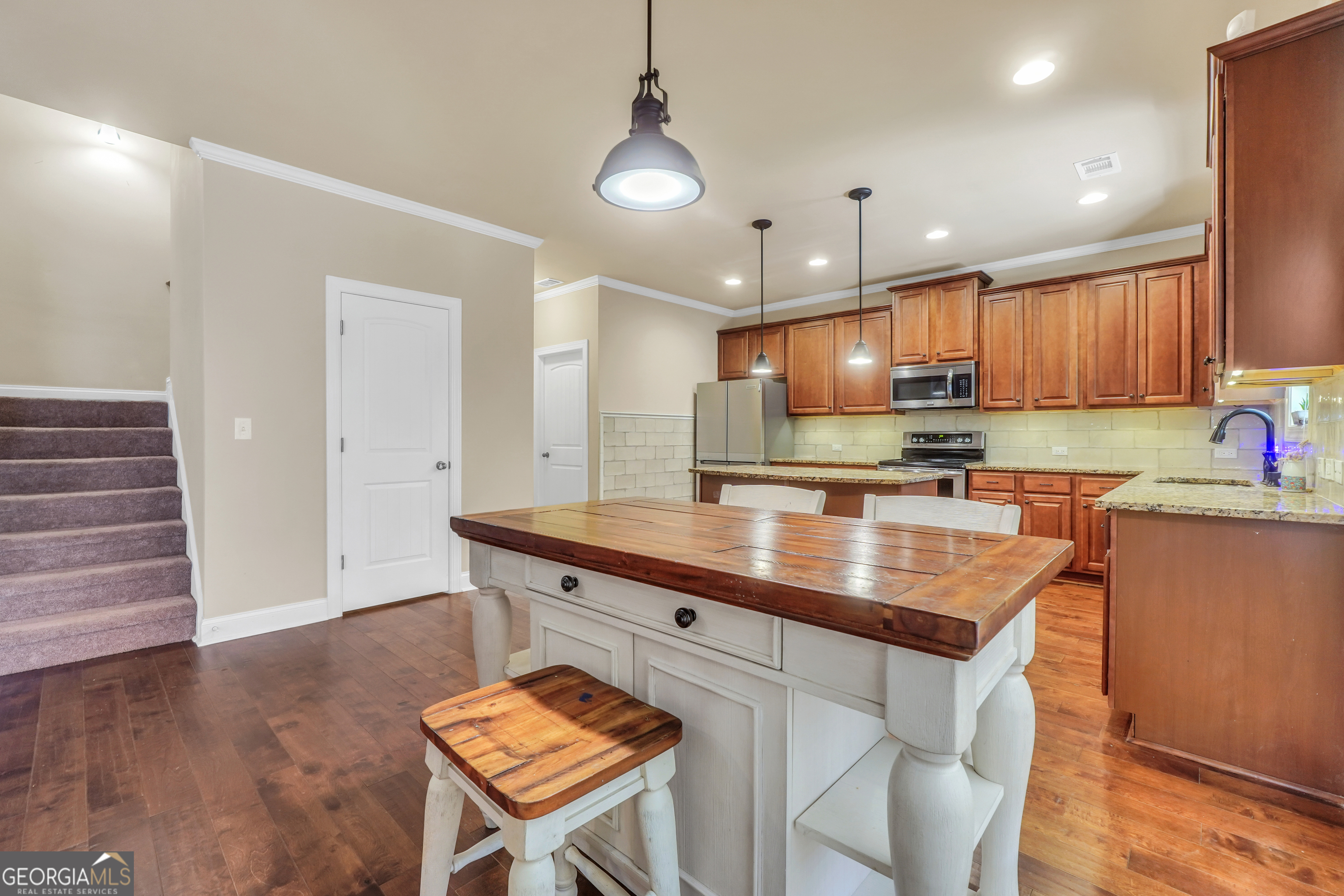 205 Arborview Drive