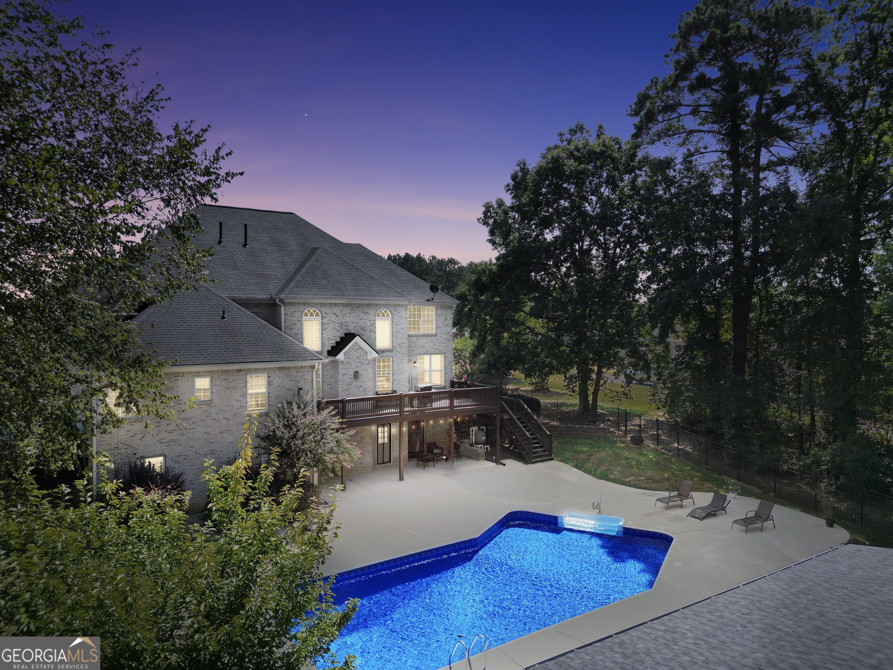 1202 Persimmon Way
