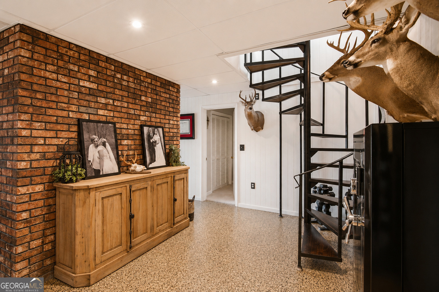 405 Miller Road