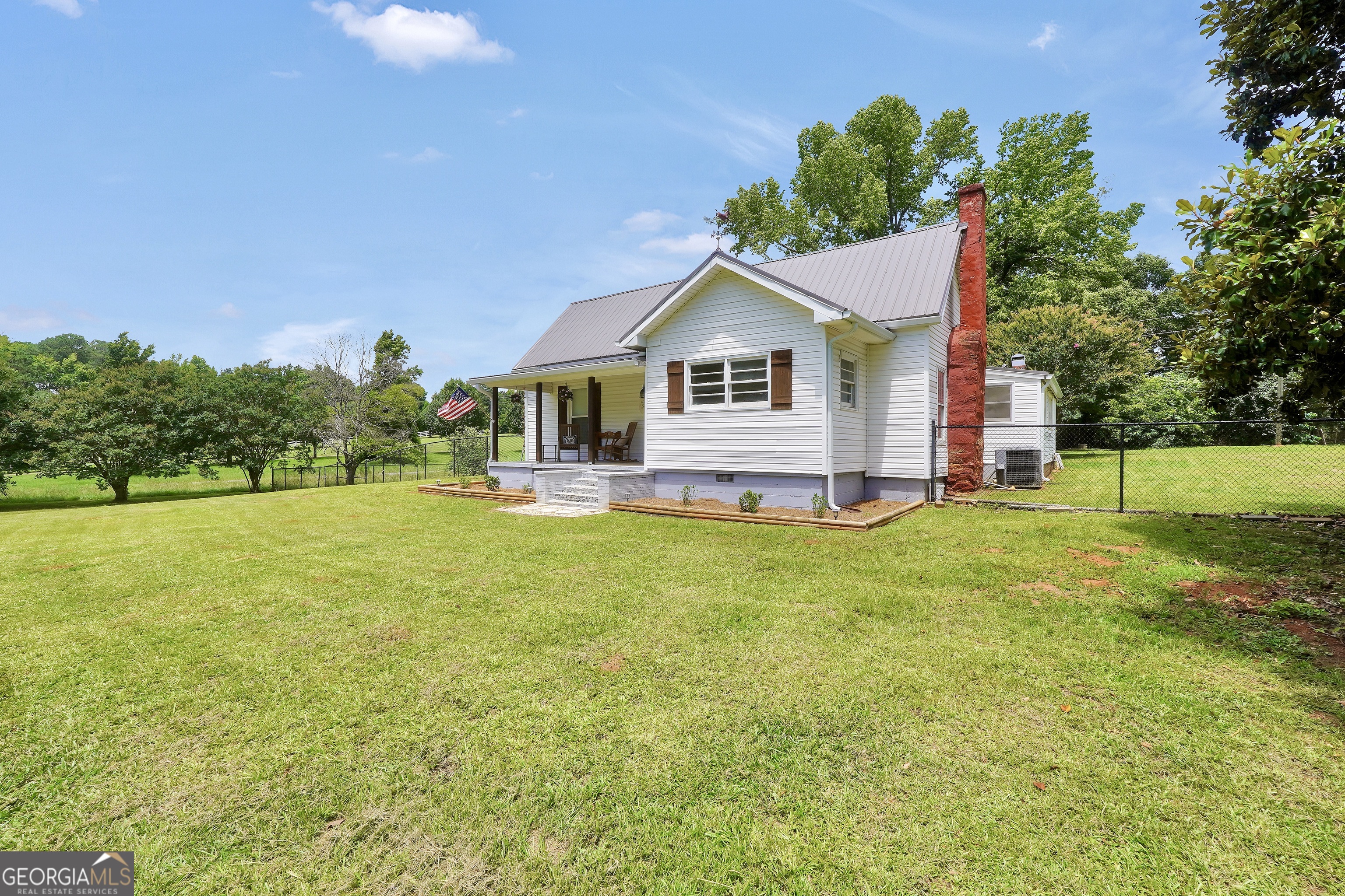 10 Liberty Hill Road
