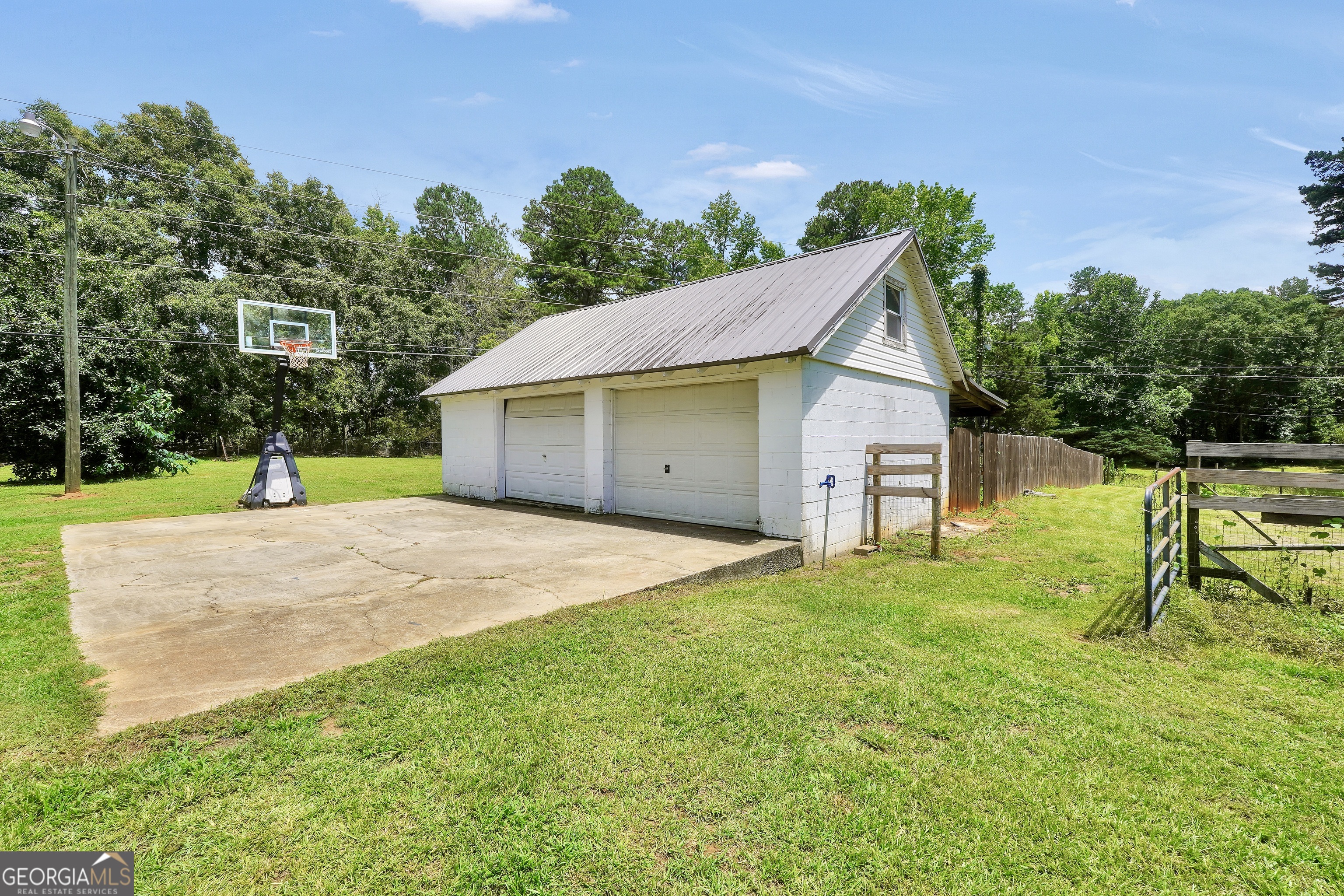 10 Liberty Hill Road