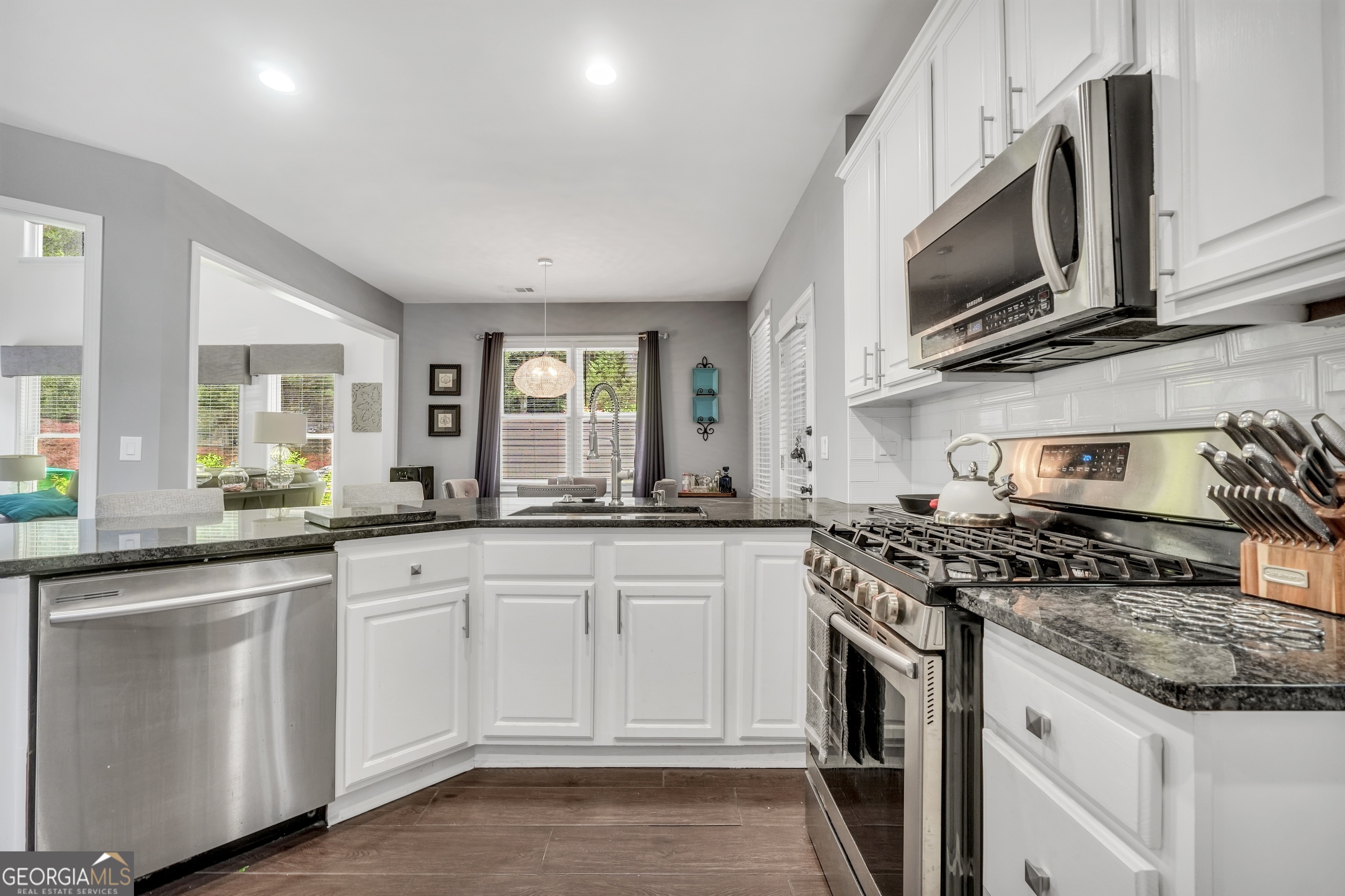 7093 Sweetwater Valley