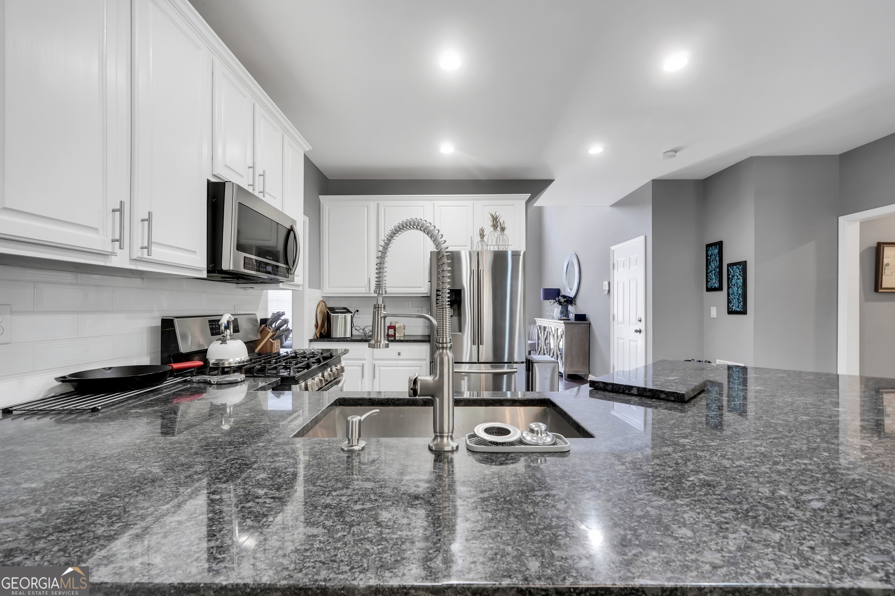 7093 Sweetwater Valley