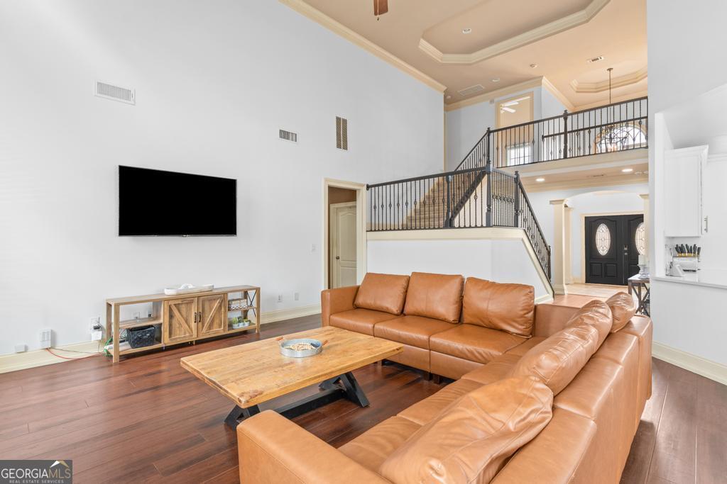1202 Persimmon Way