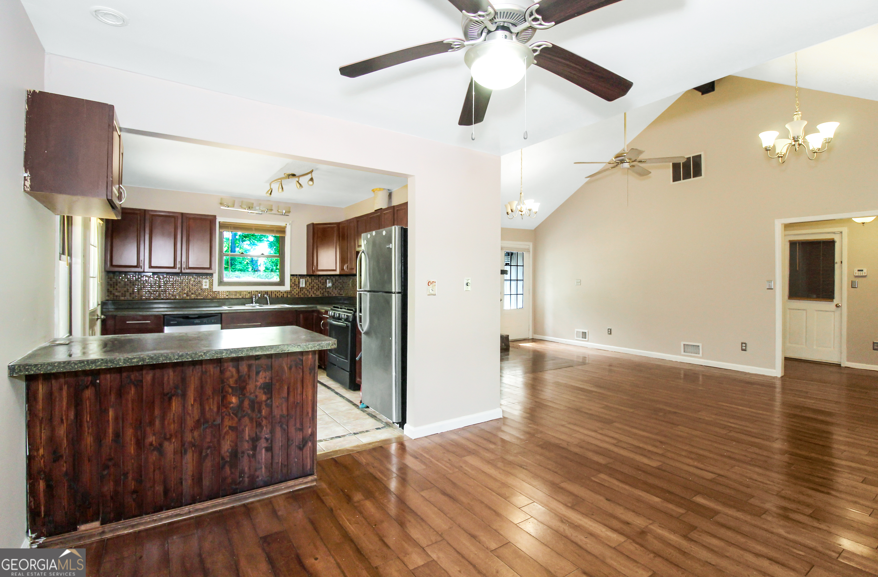 8885 Teal Lane