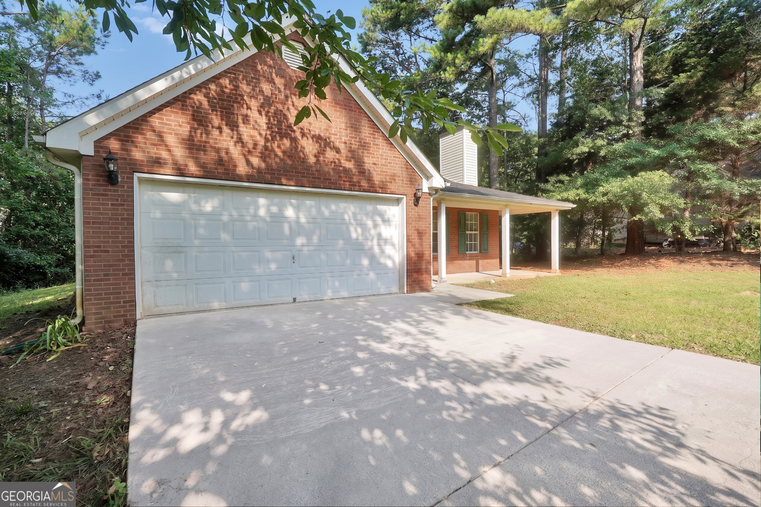 208 Drake Elm Court