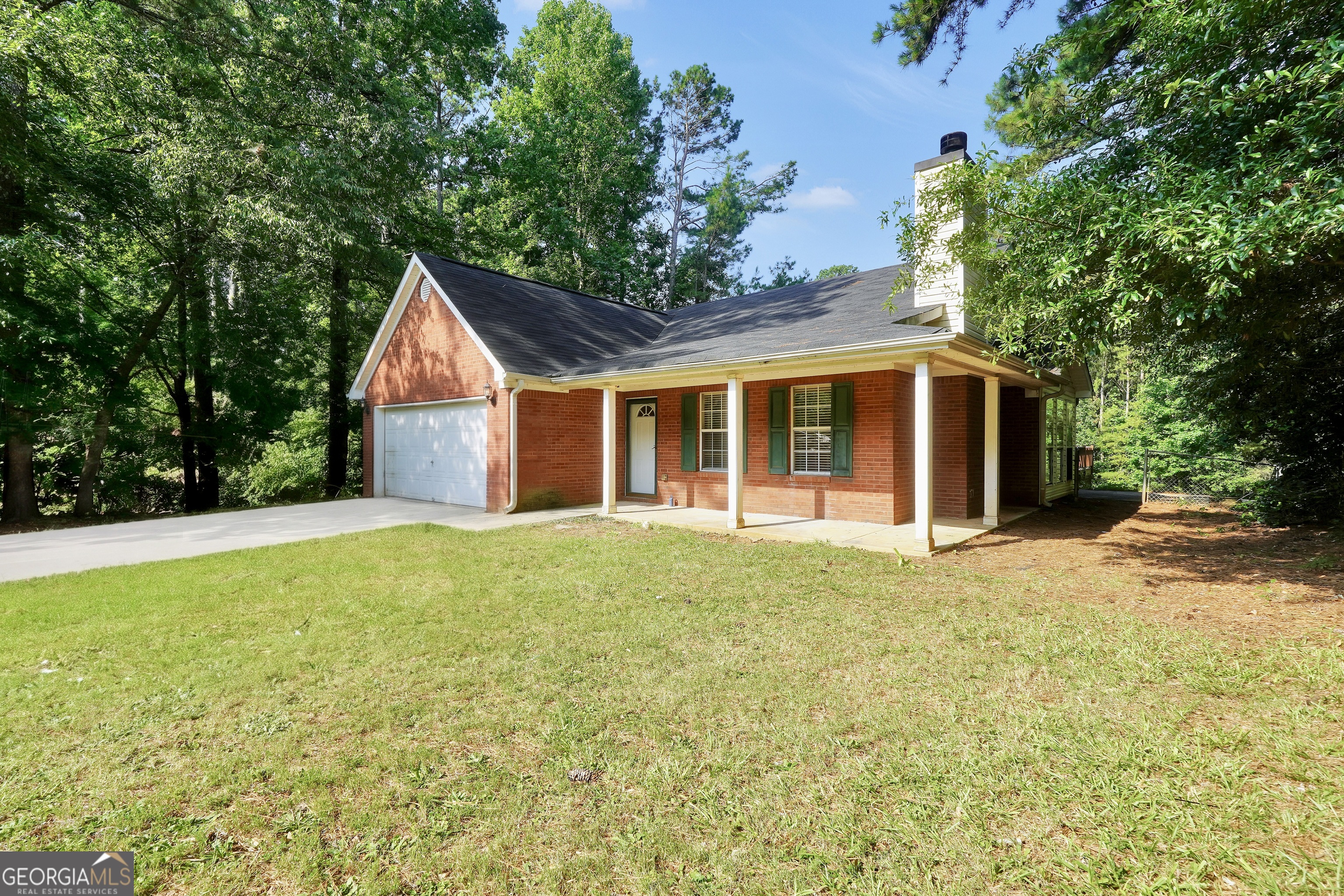 208 Drake Elm Court