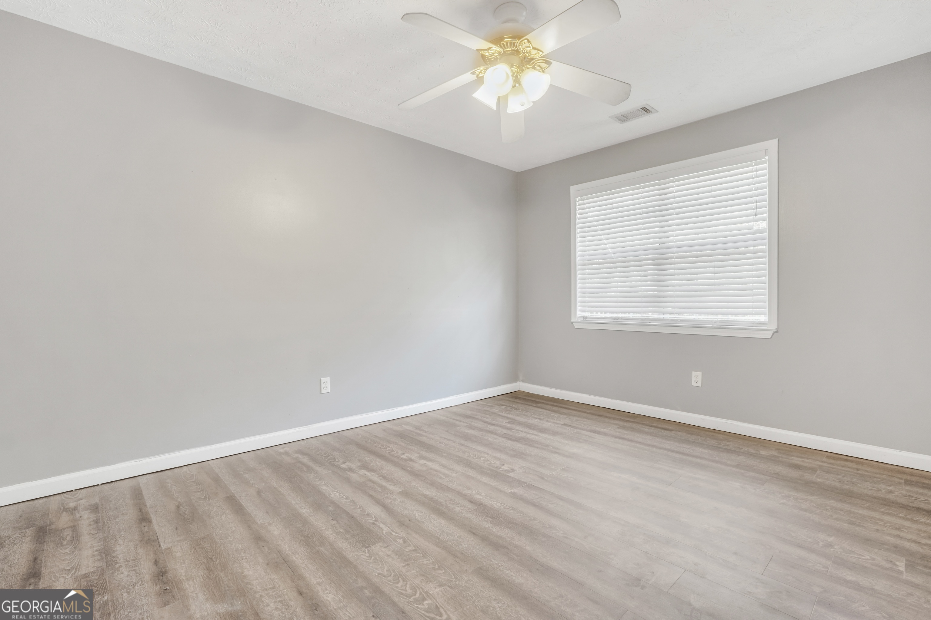 208 Drake Elm Court