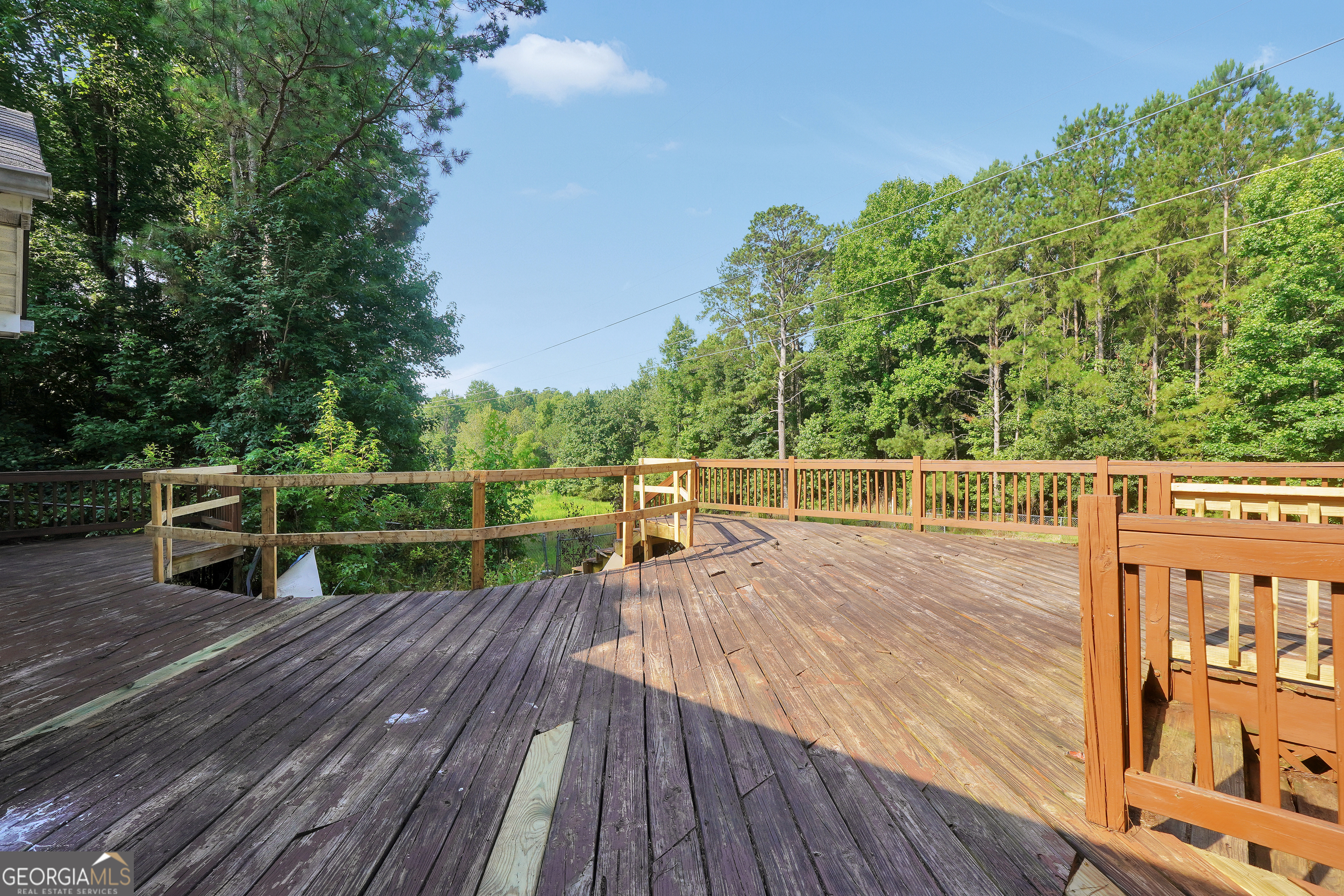 208 Drake Elm Court