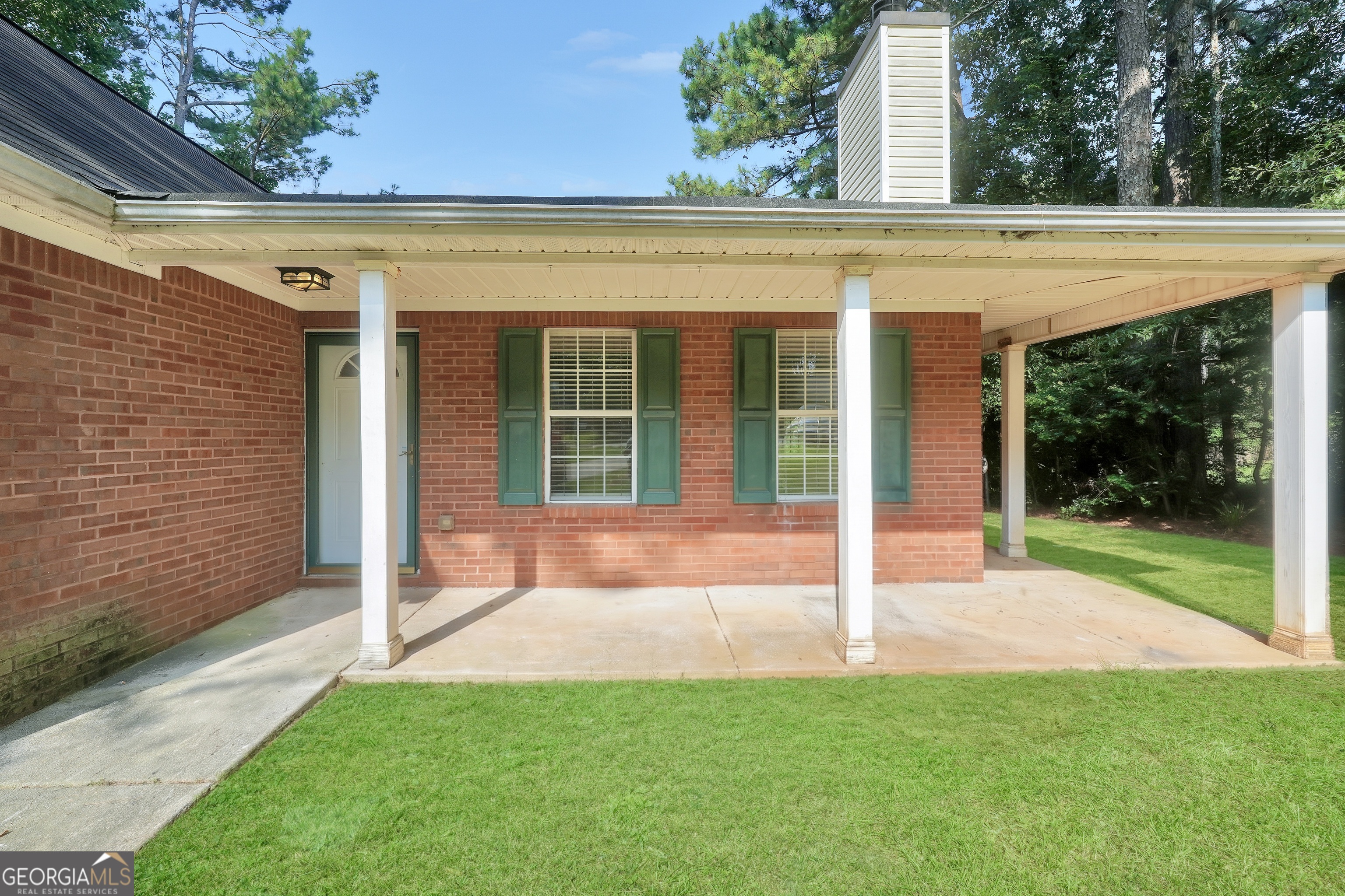 208 Drake Elm Court
