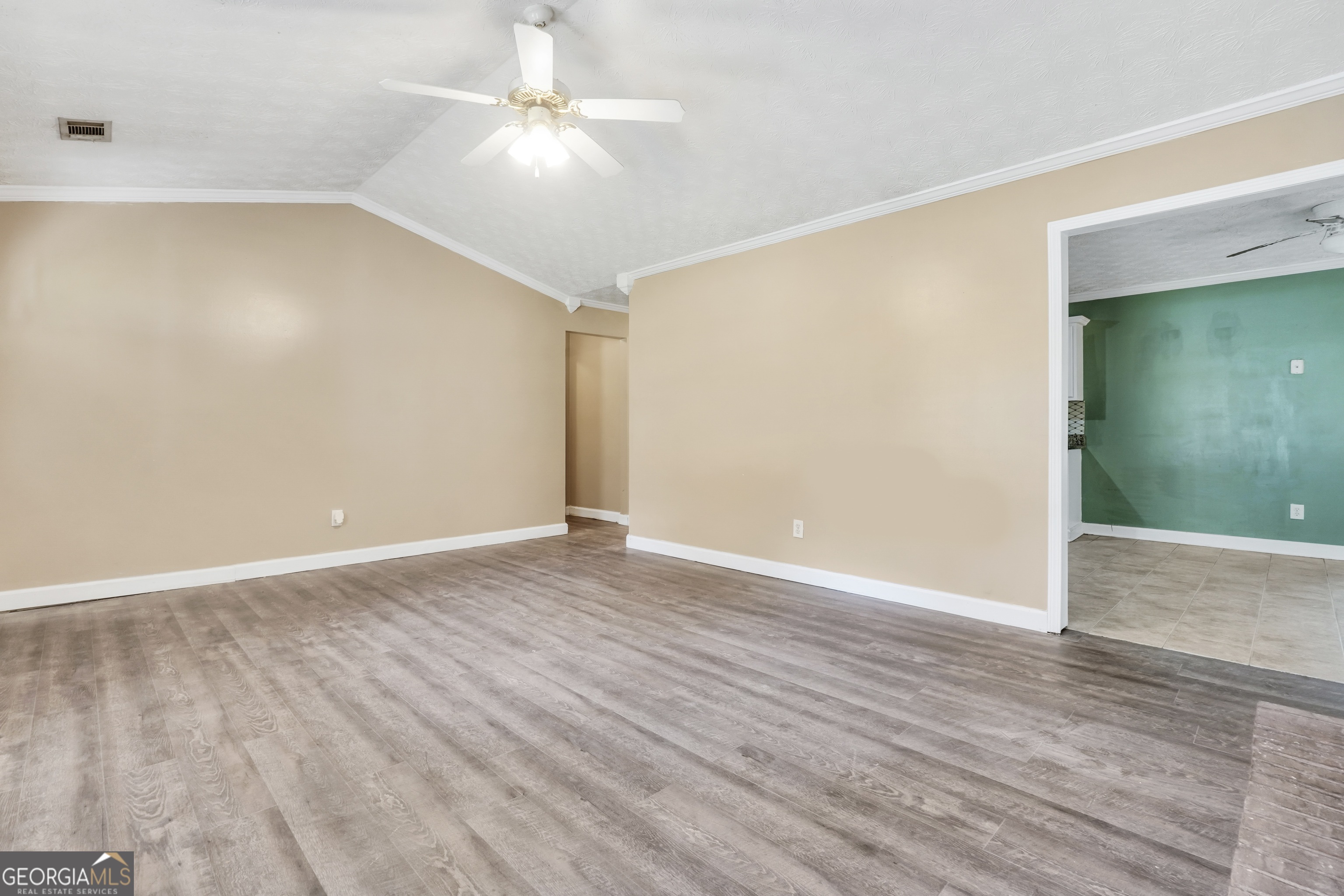 208 Drake Elm Court