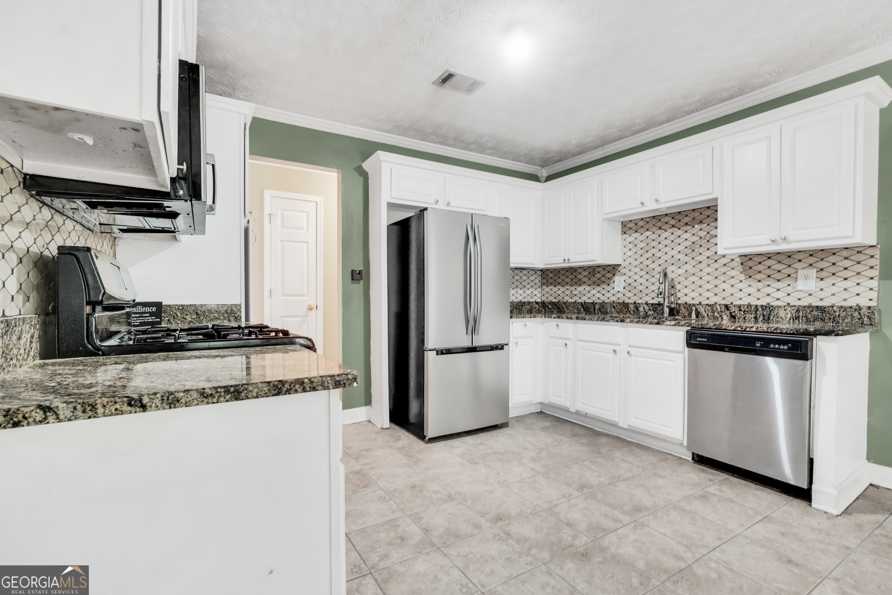 208 Drake Elm Court