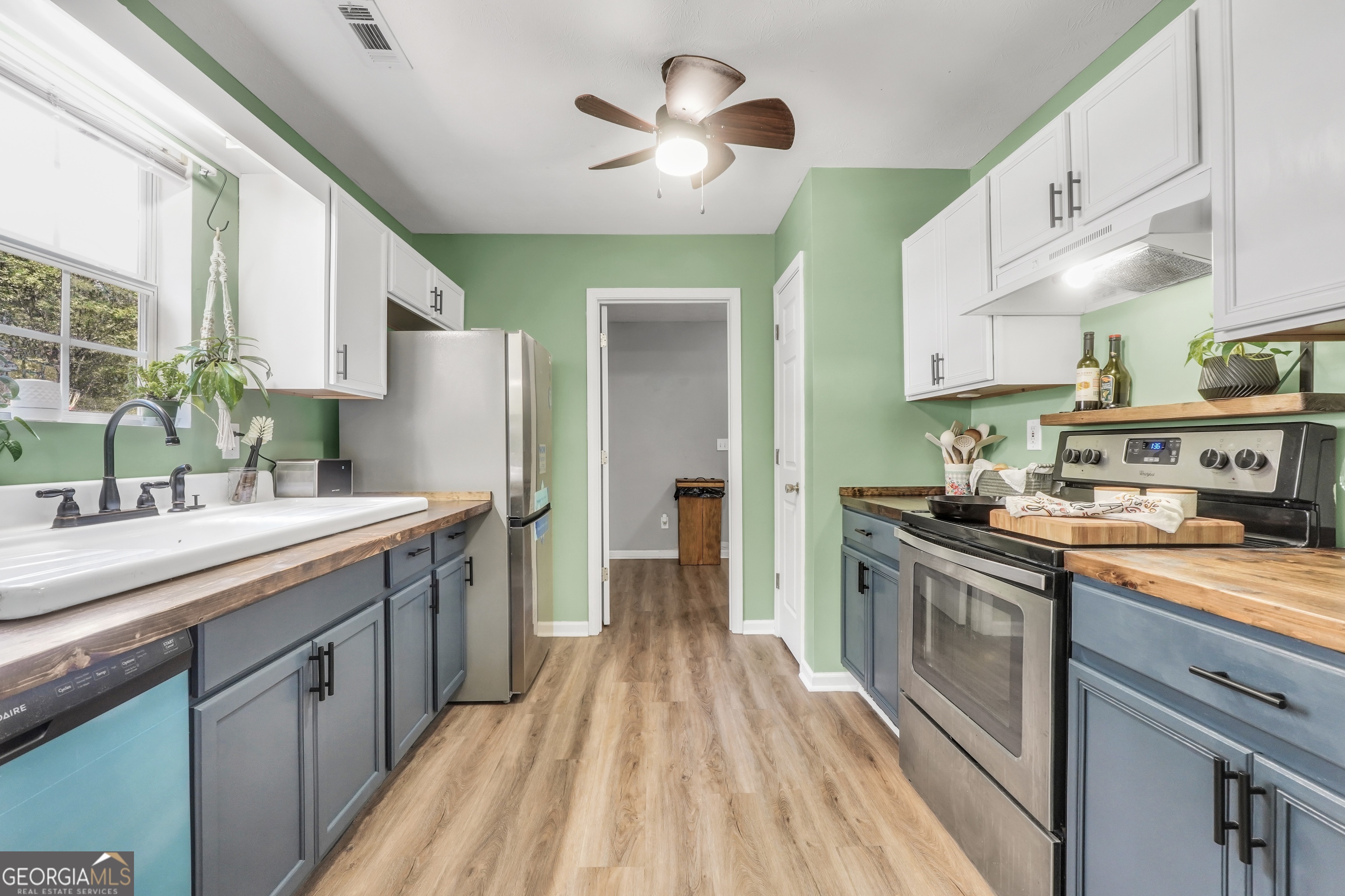 1102 Kramden Court