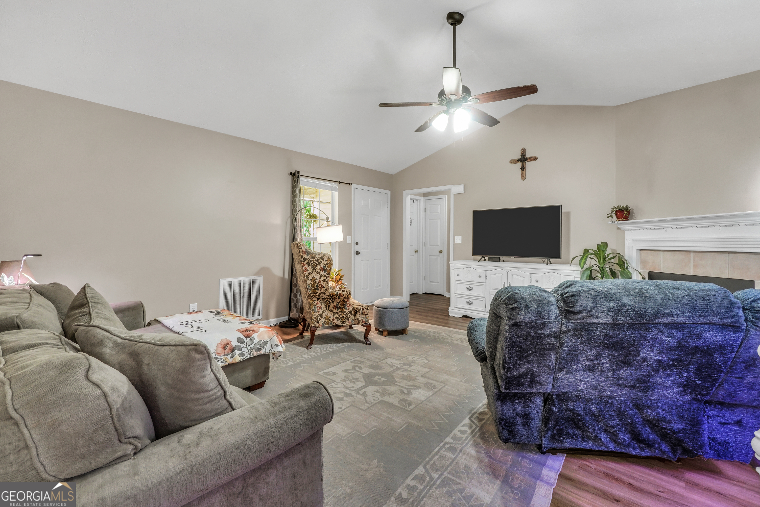 1102 Kramden Court
