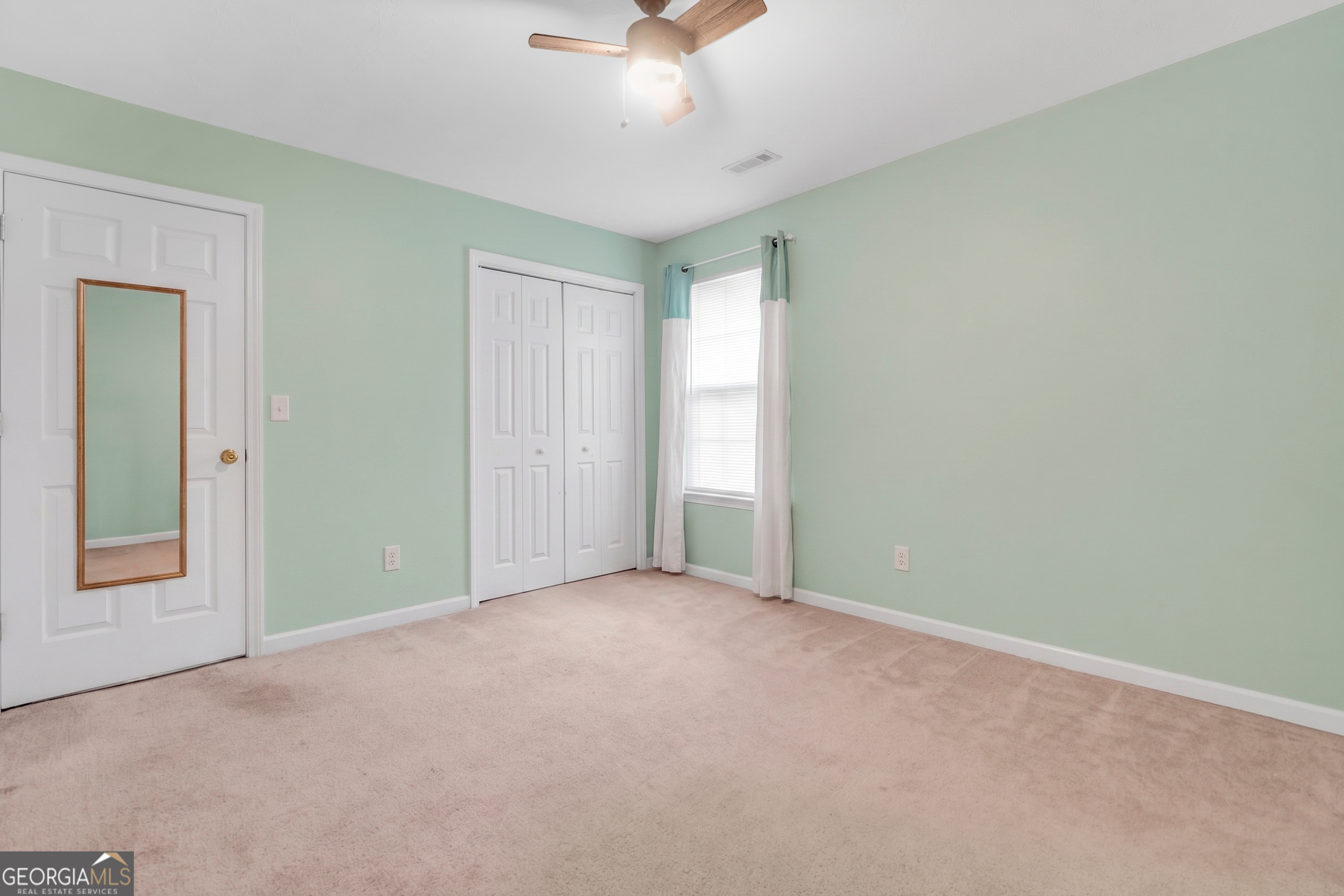 1102 Kramden Court