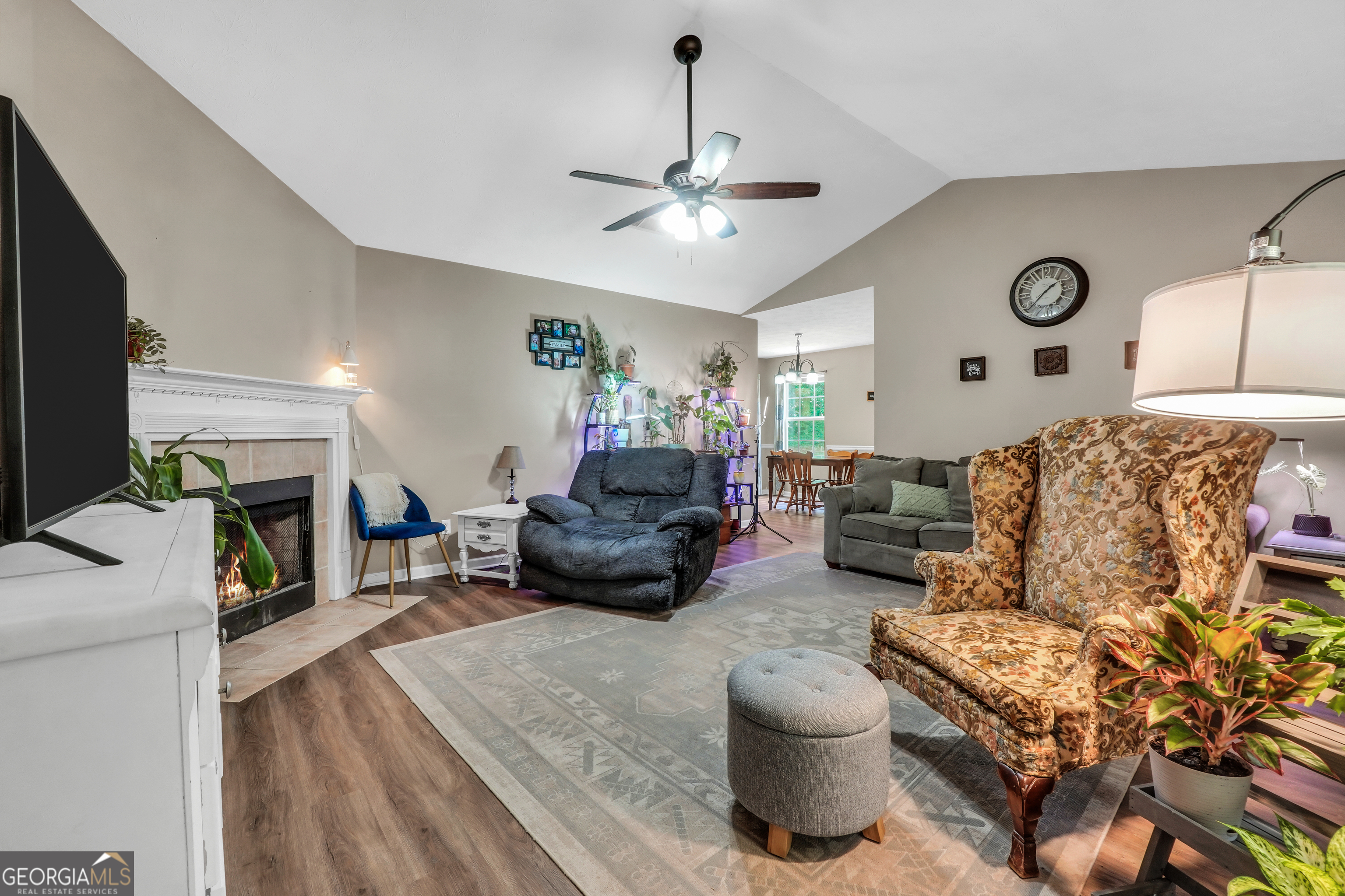 1102 Kramden Court