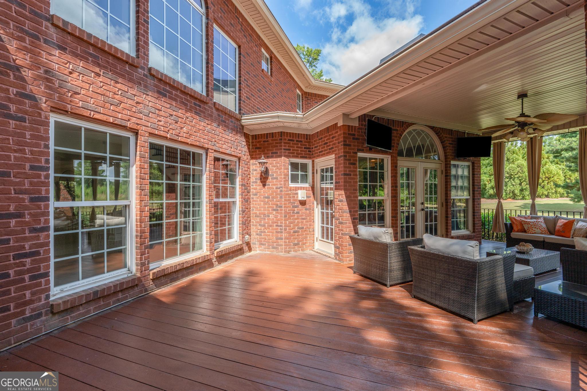 1116 Eagles Brooke Drive
