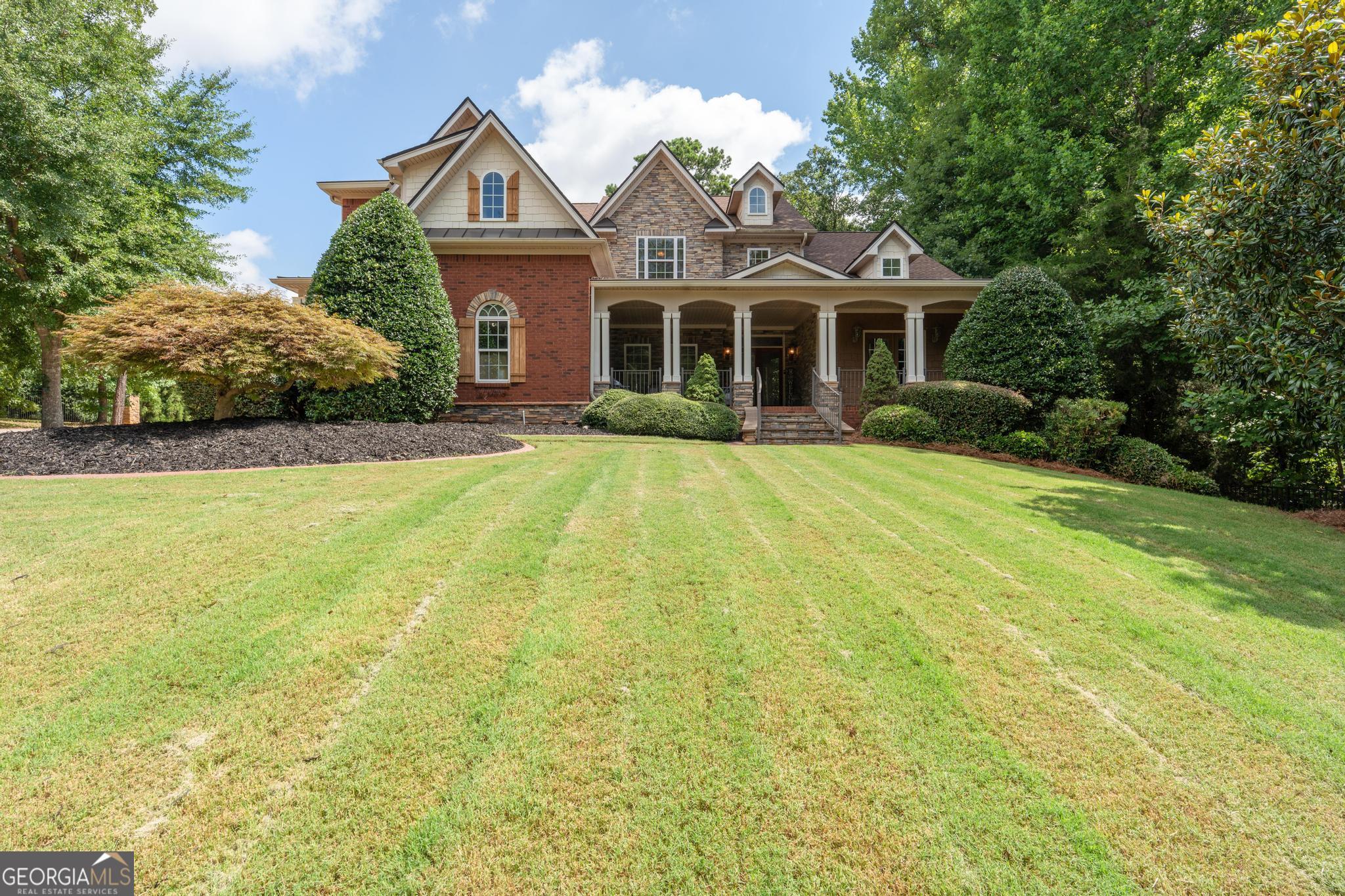 1116 Eagles Brooke Drive