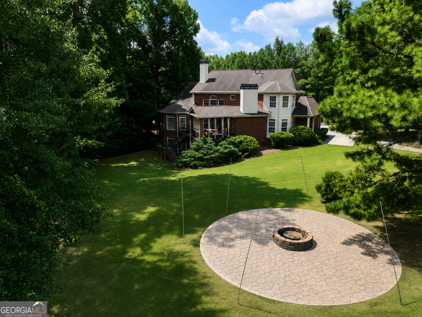 1116 Eagles Brooke Drive