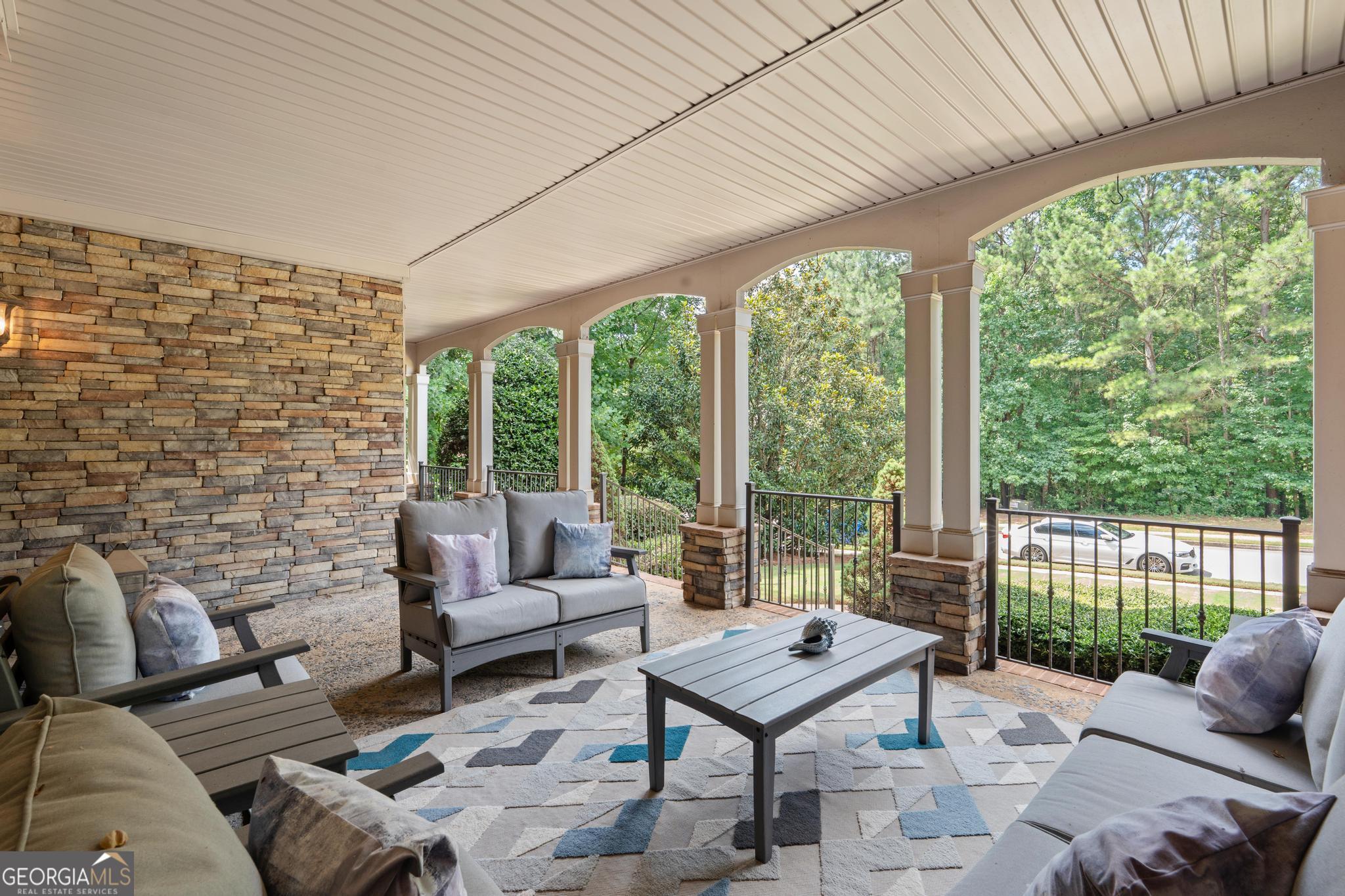 1116 Eagles Brooke Drive