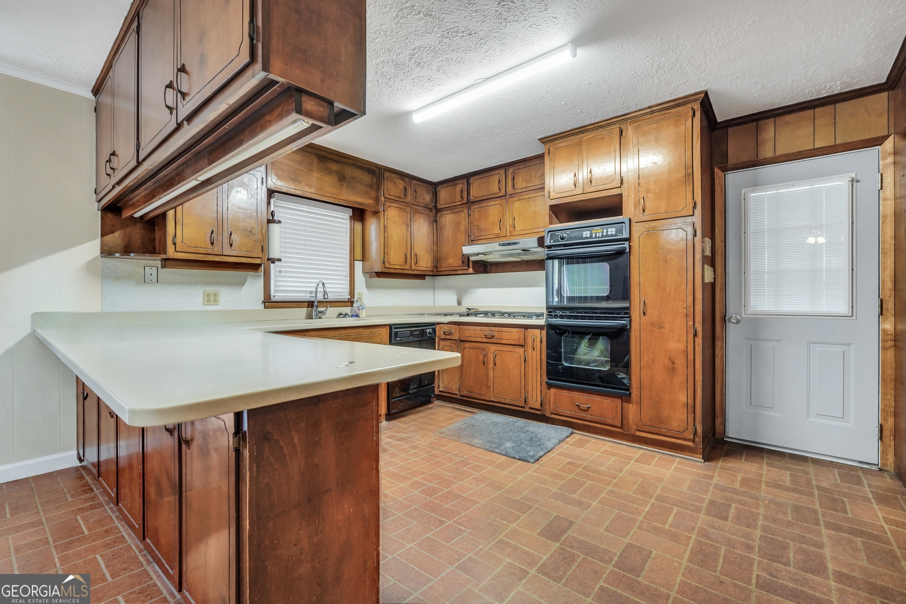 2058 Graham Road