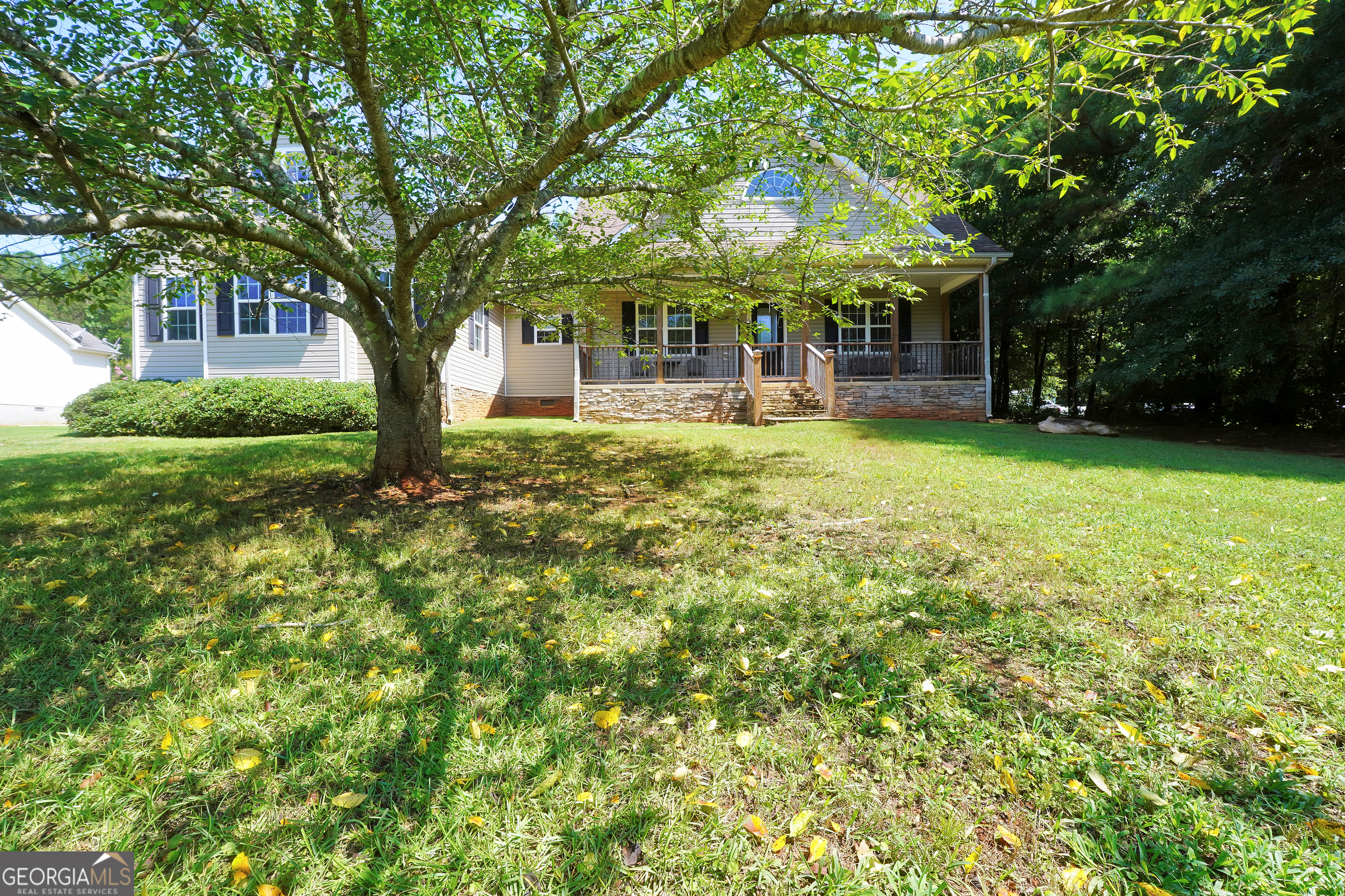 1128 Meadowview Drive