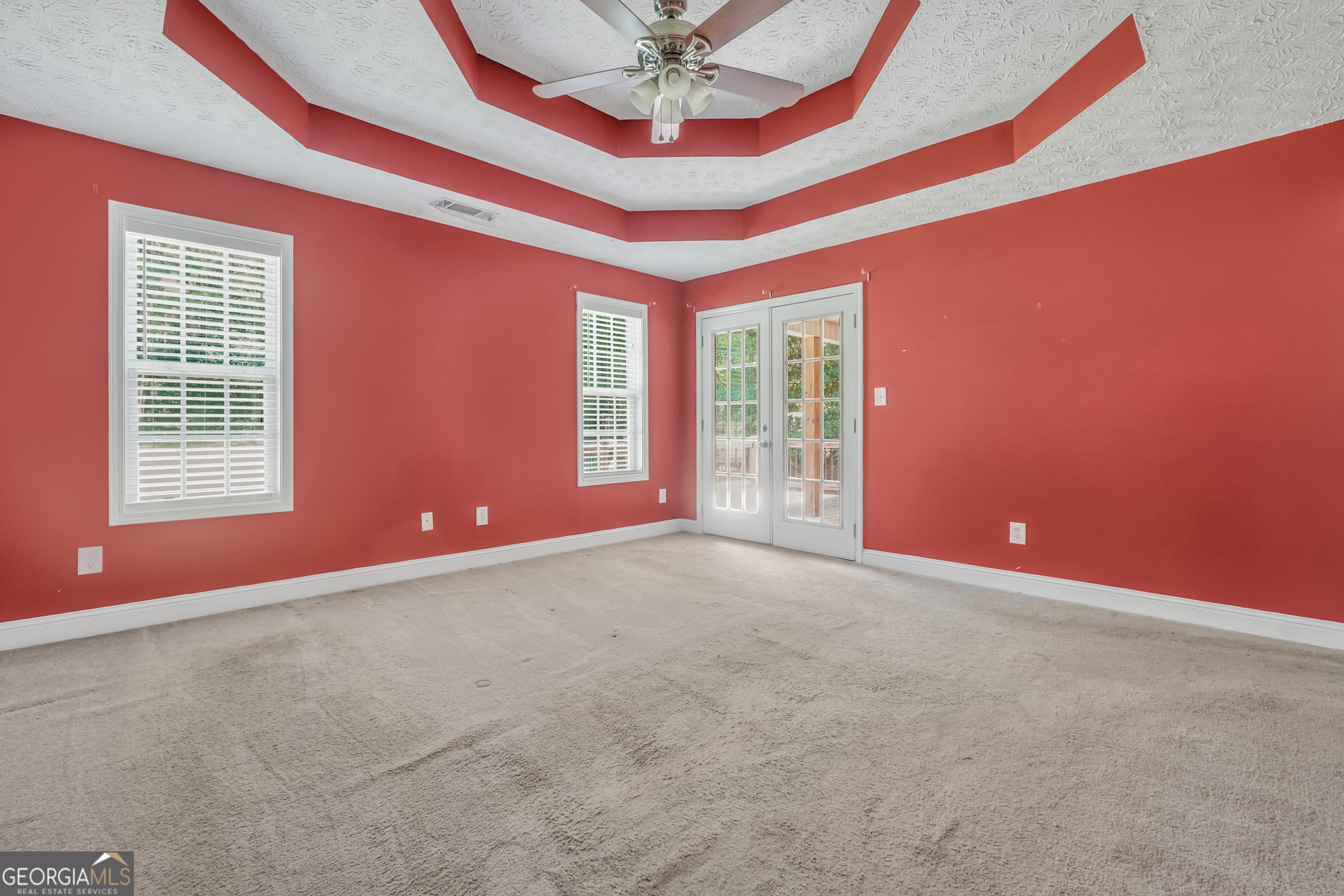 1128 Meadowview Drive