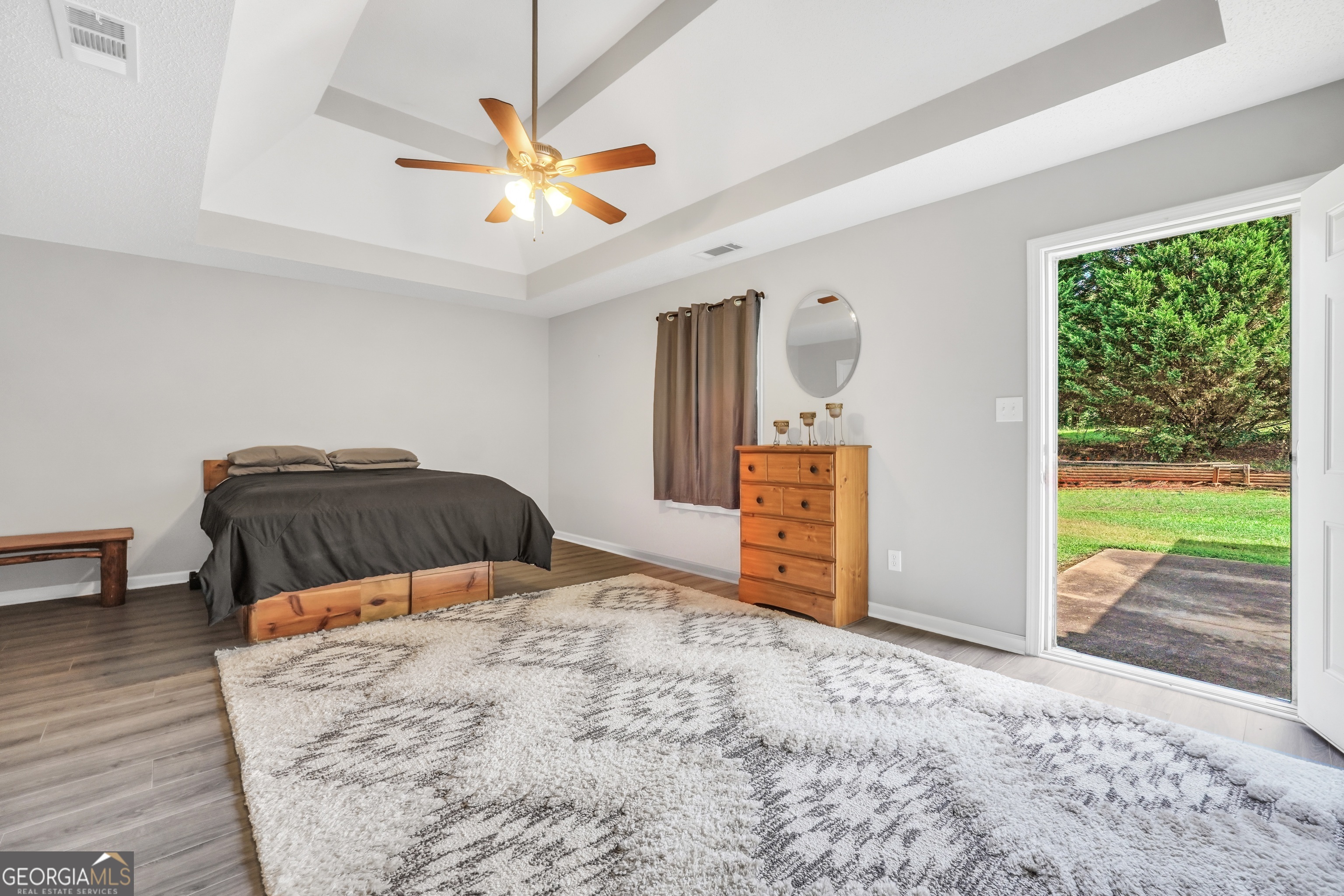 1130 Larkspur Drive