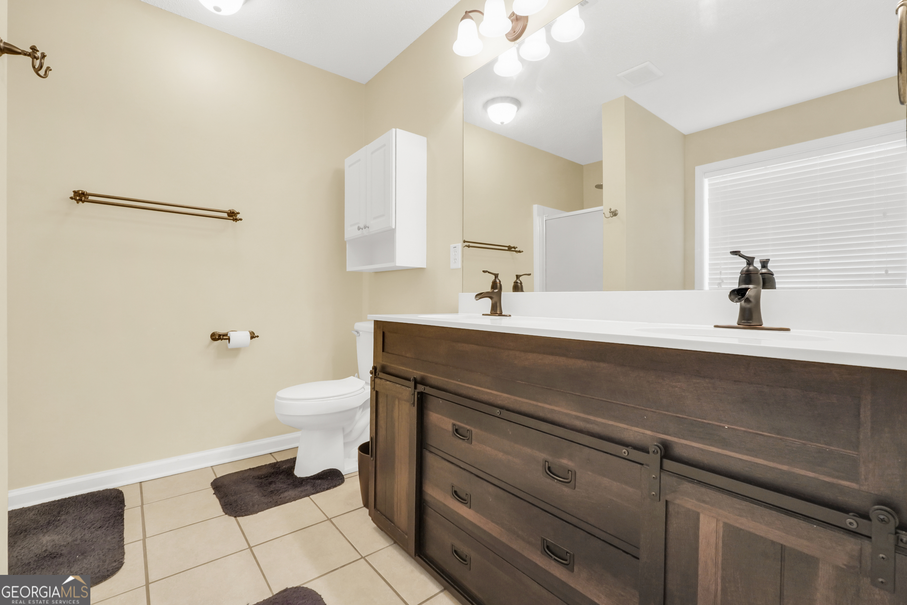 1130 Larkspur Drive