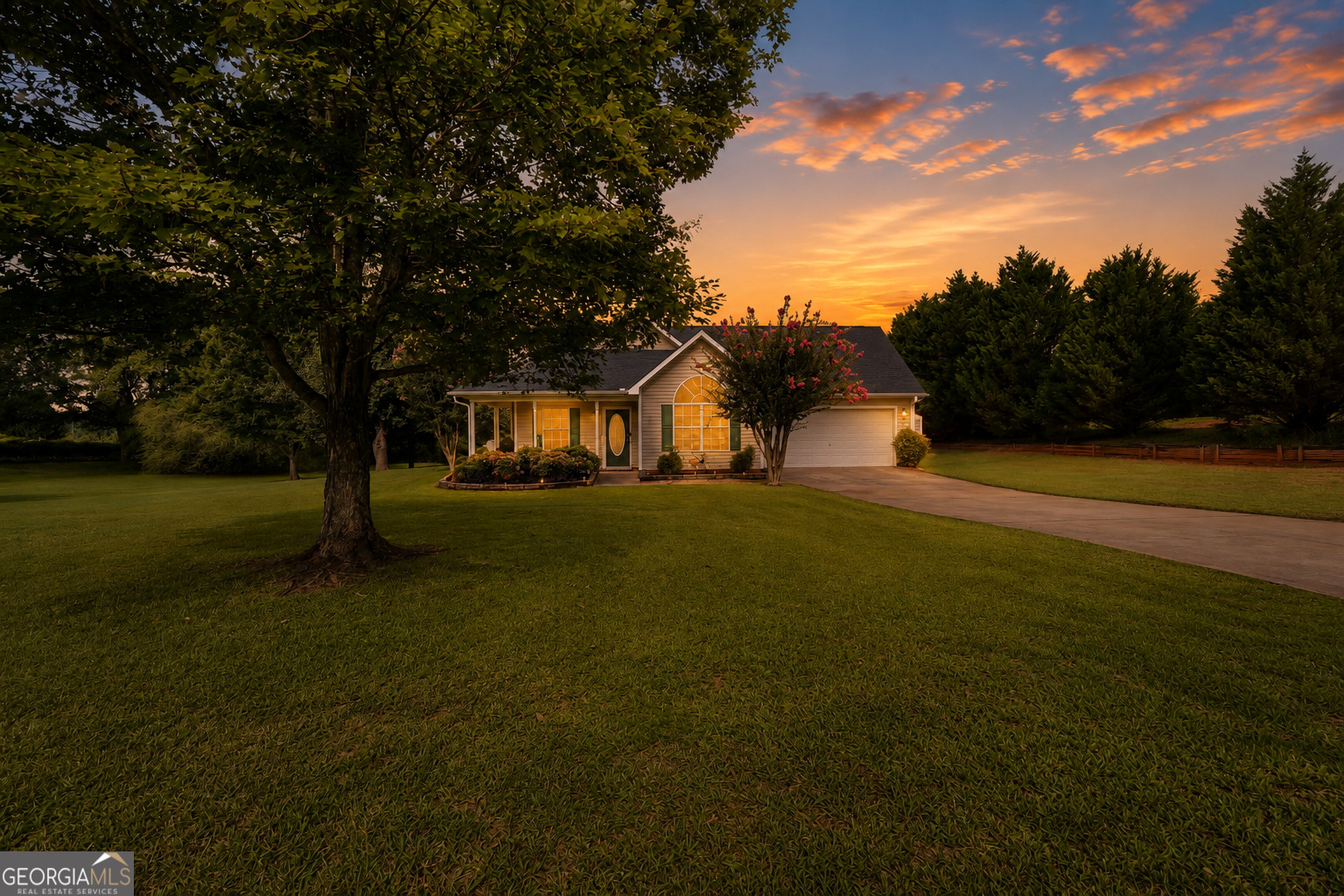 1130 Larkspur Drive