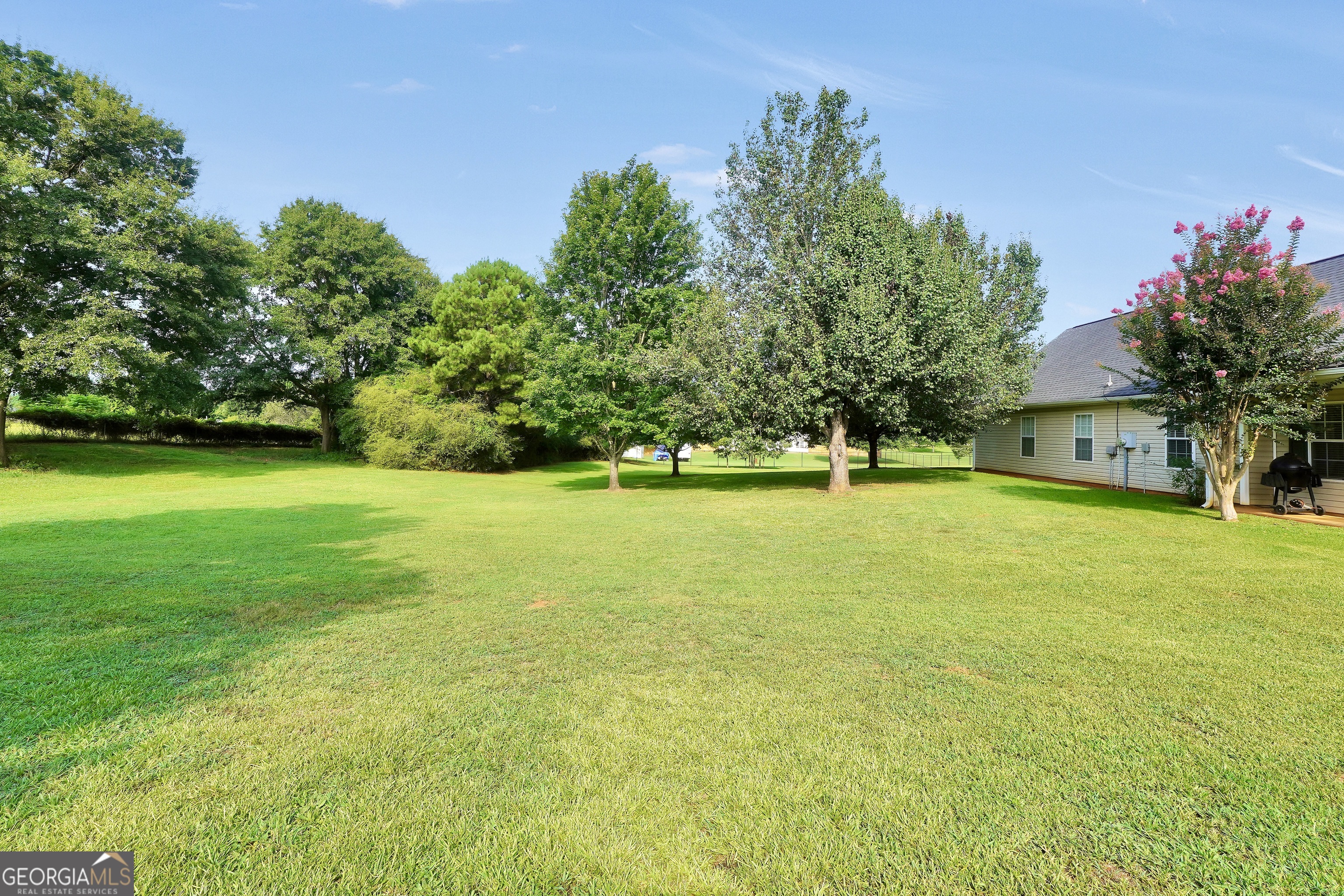 1130 Larkspur Drive