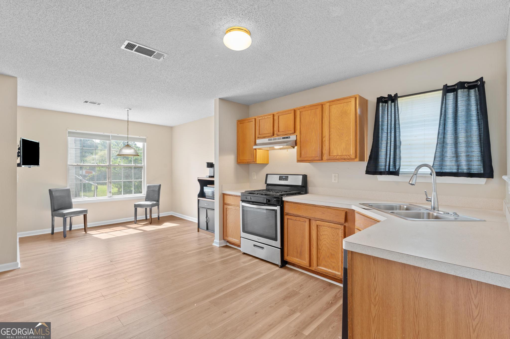 6151 Remington Park
