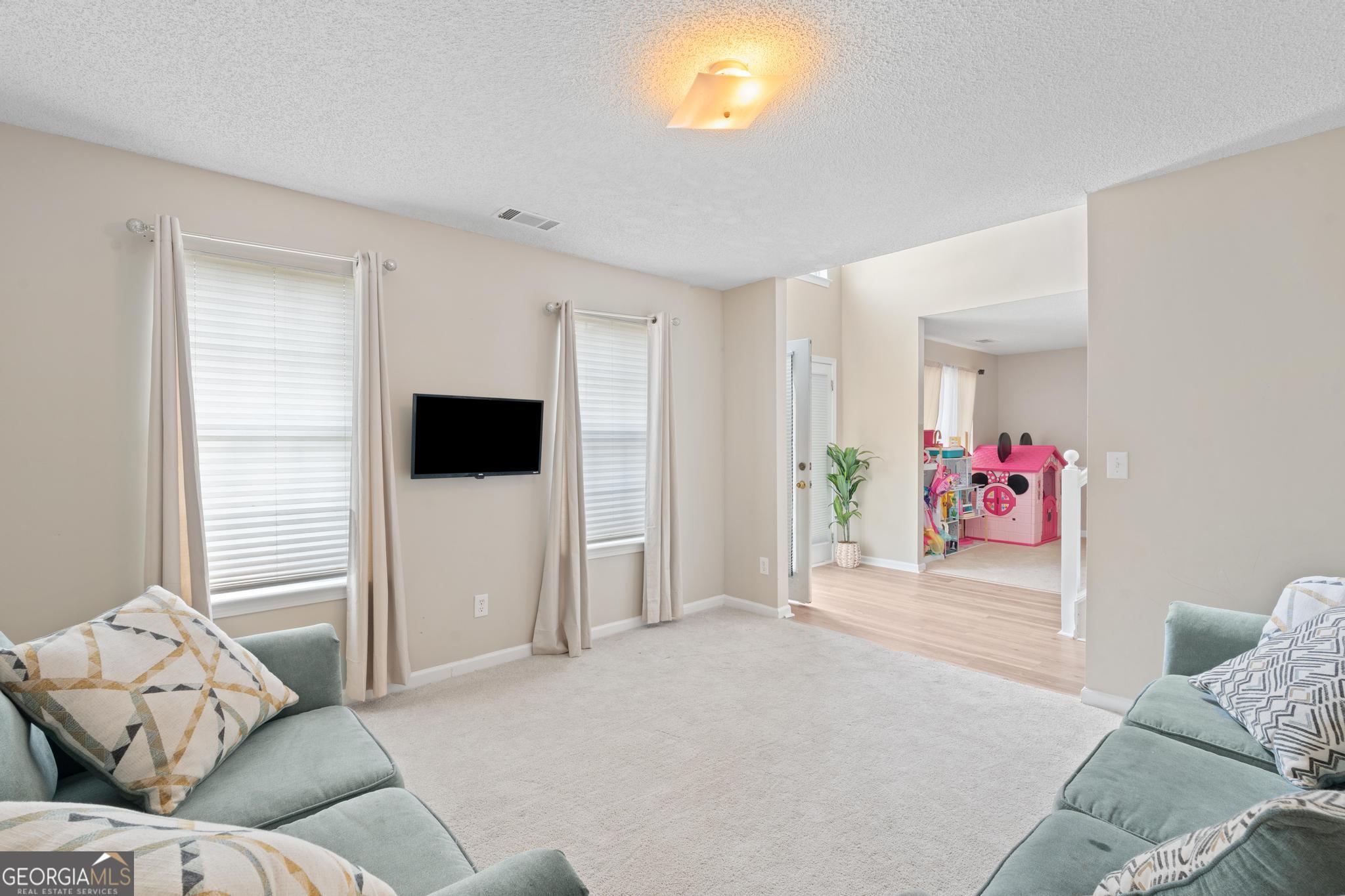 6151 Remington Park