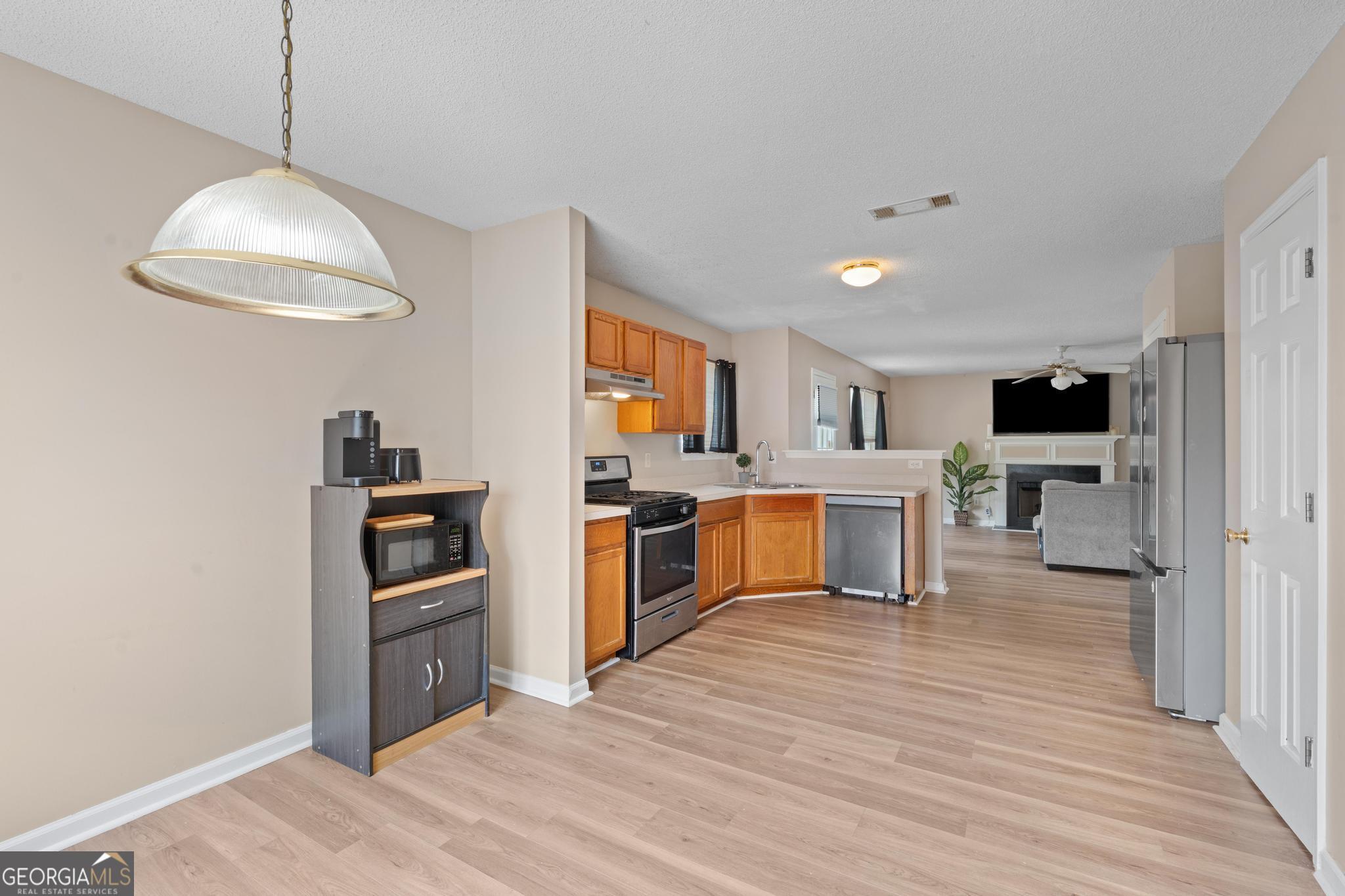 6151 Remington Park