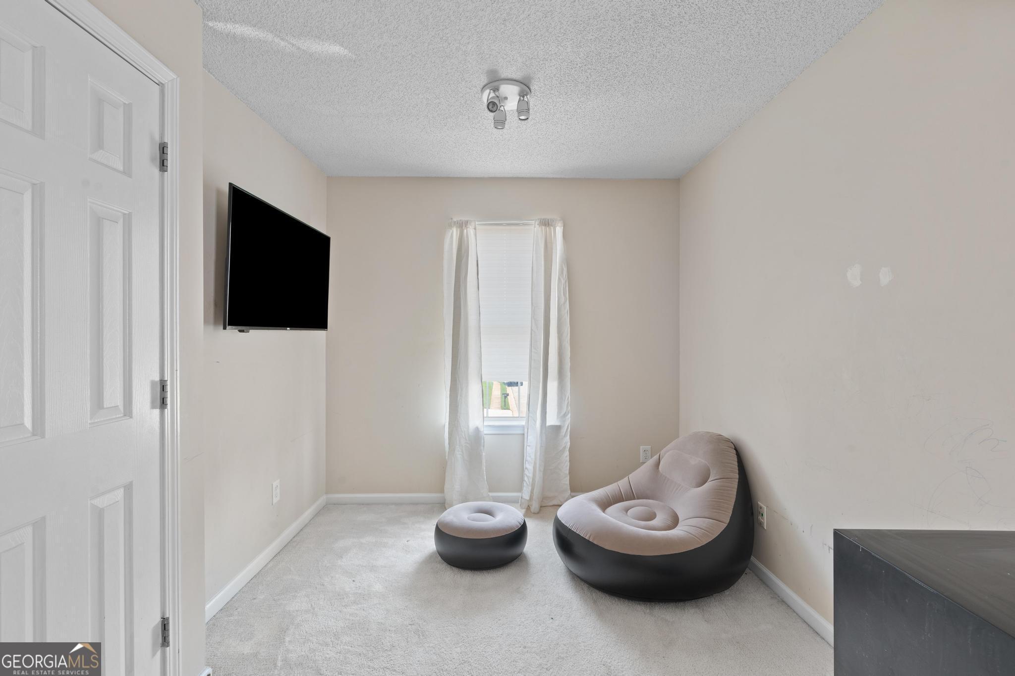 6151 Remington Park