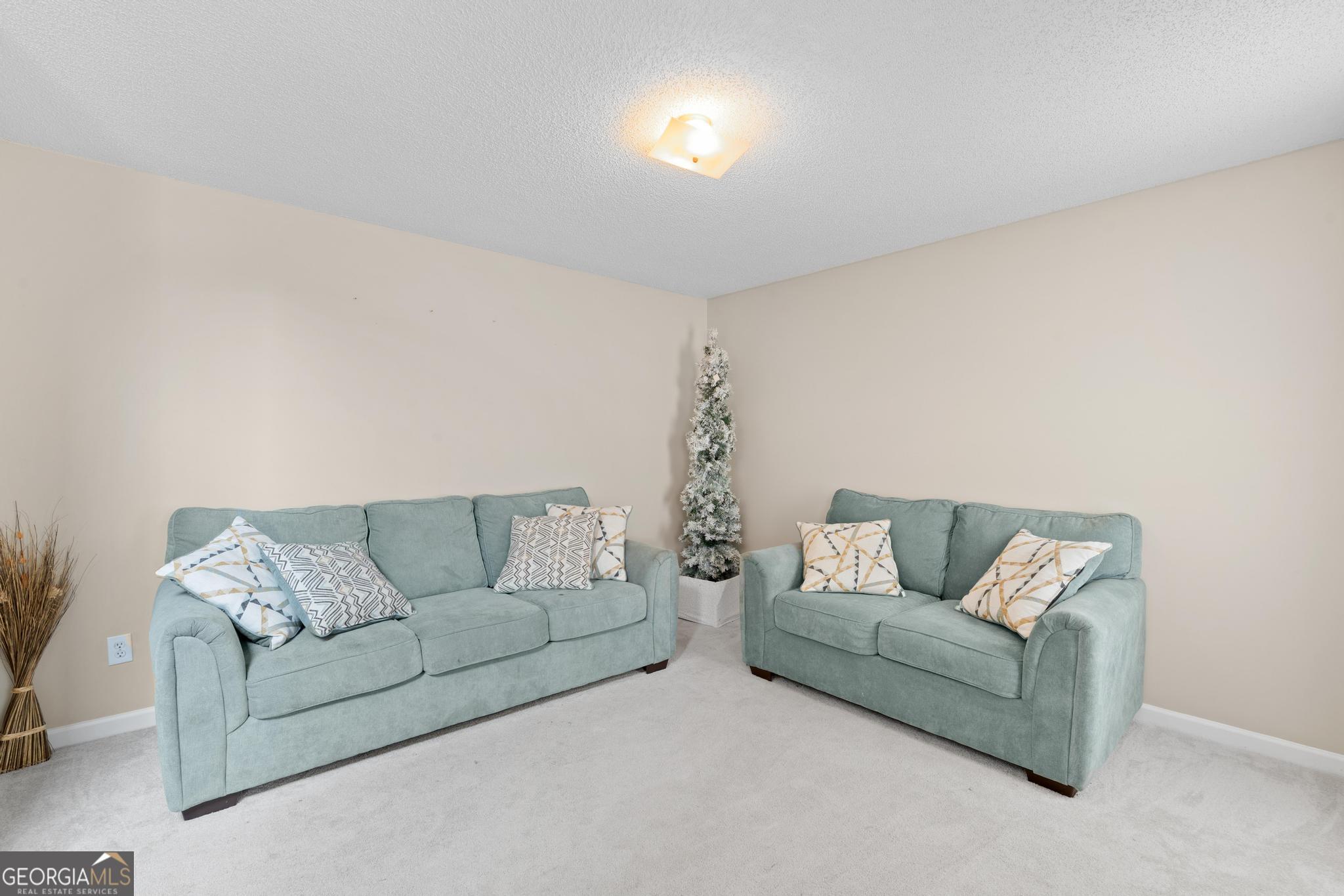 6151 Remington Park