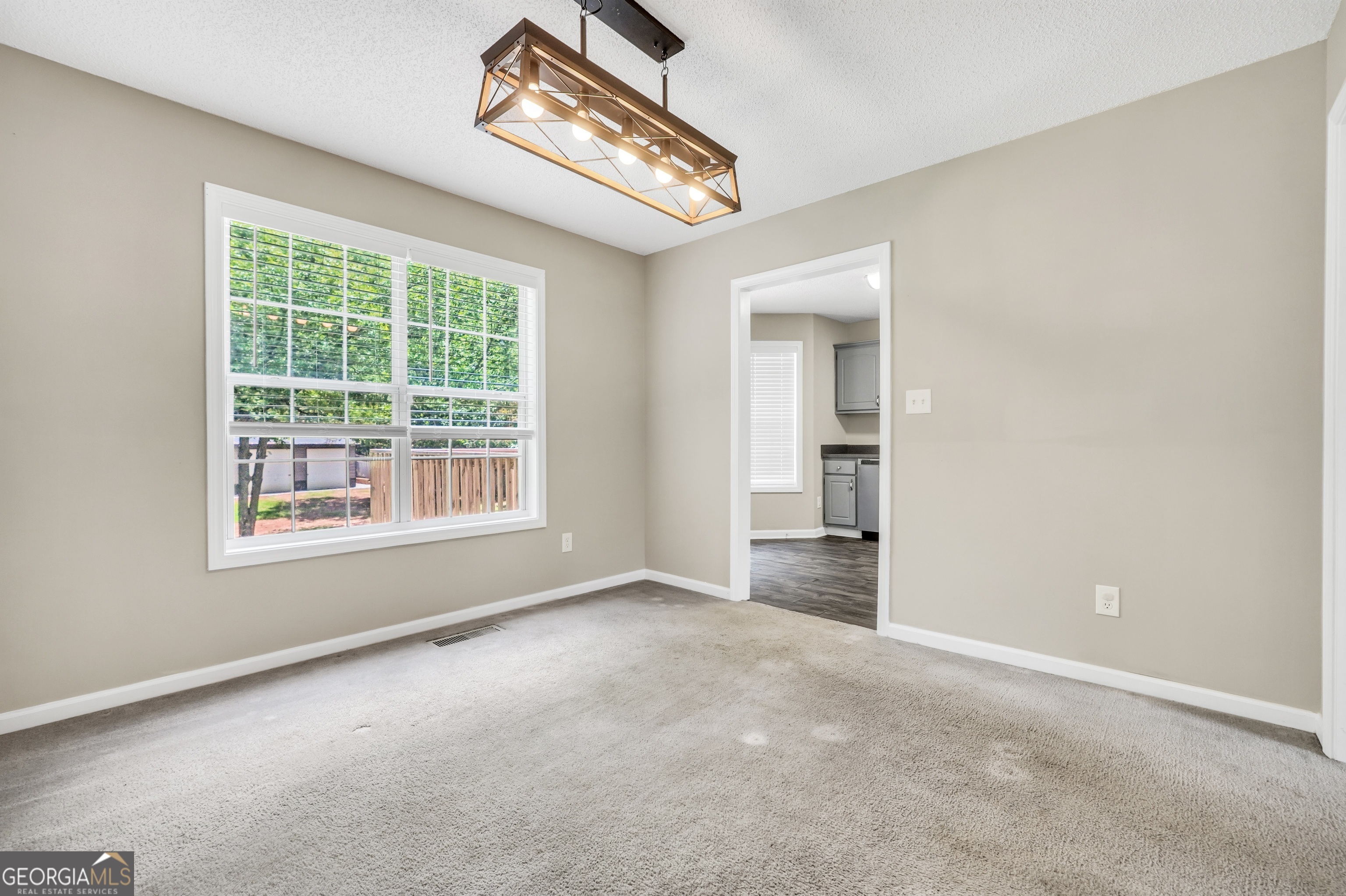 105 Dawn Court