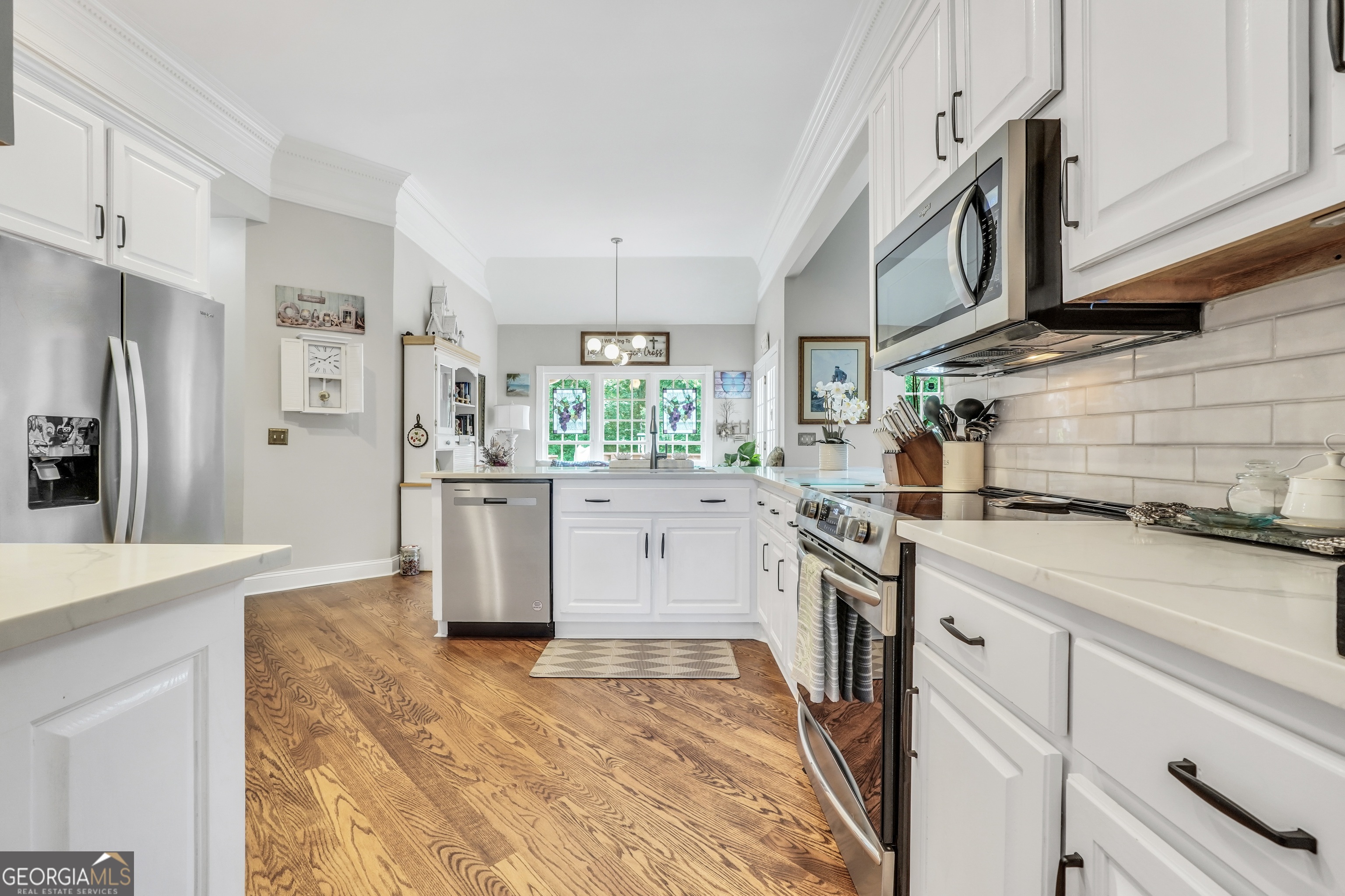 46 Riverview Drive