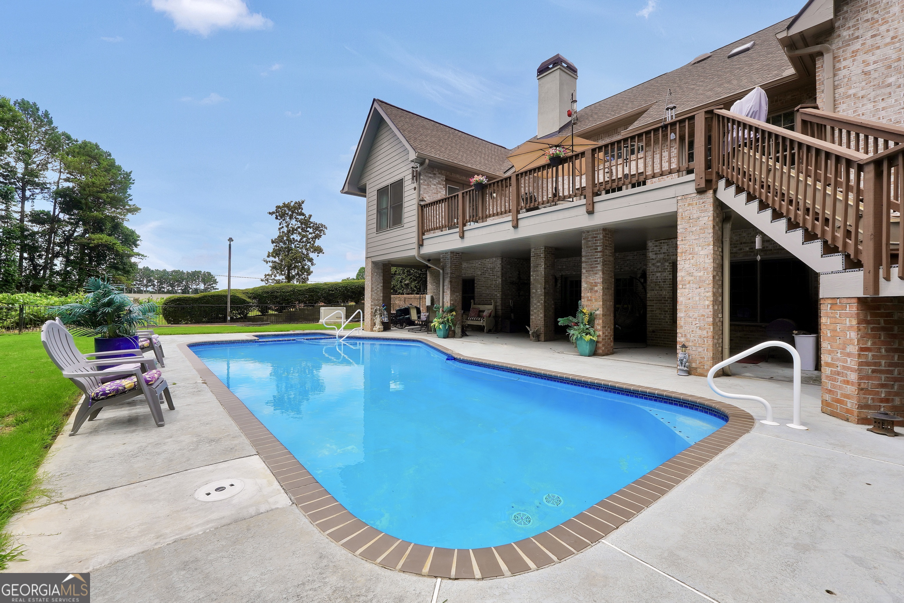 46 Riverview Drive