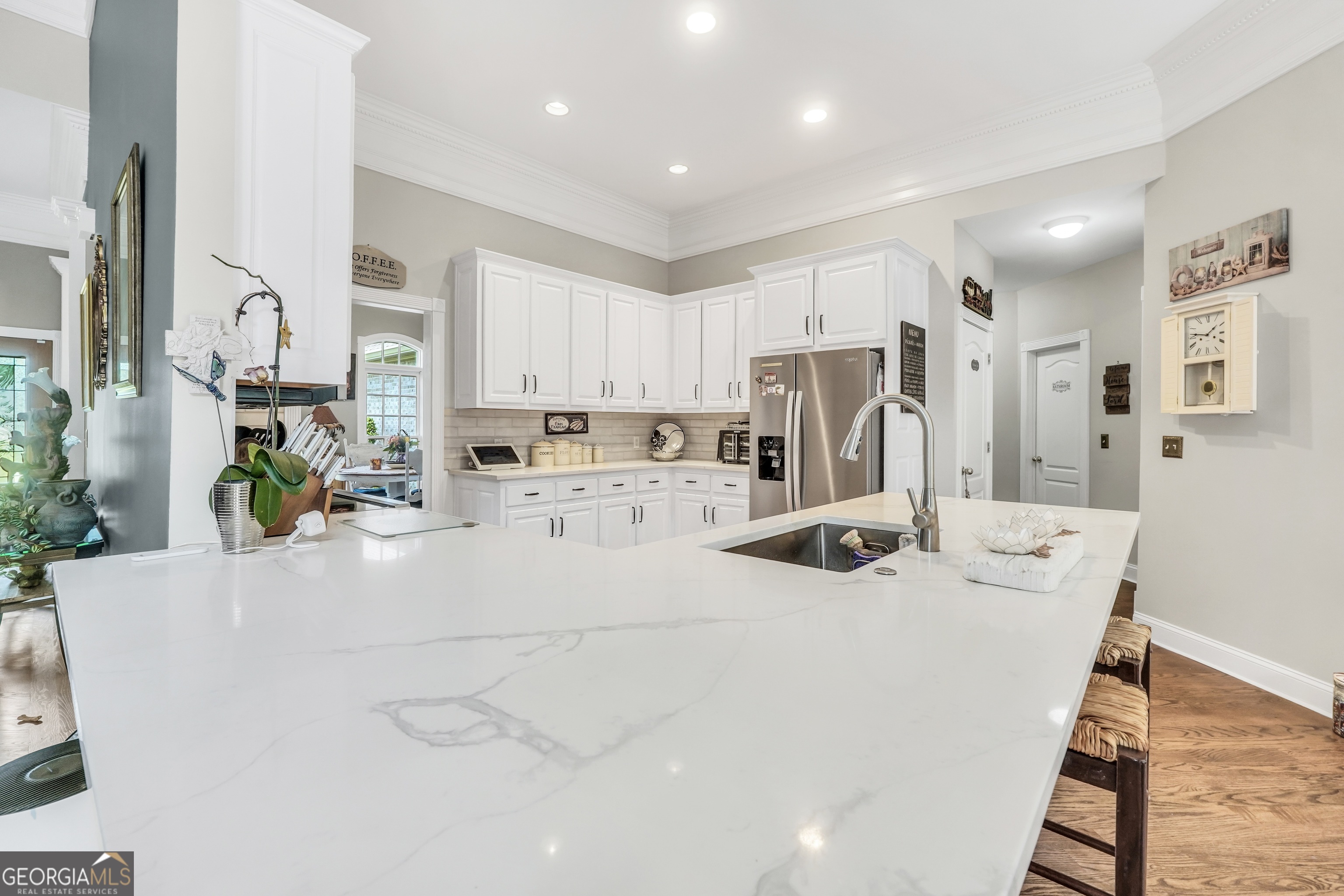 46 Riverview Drive