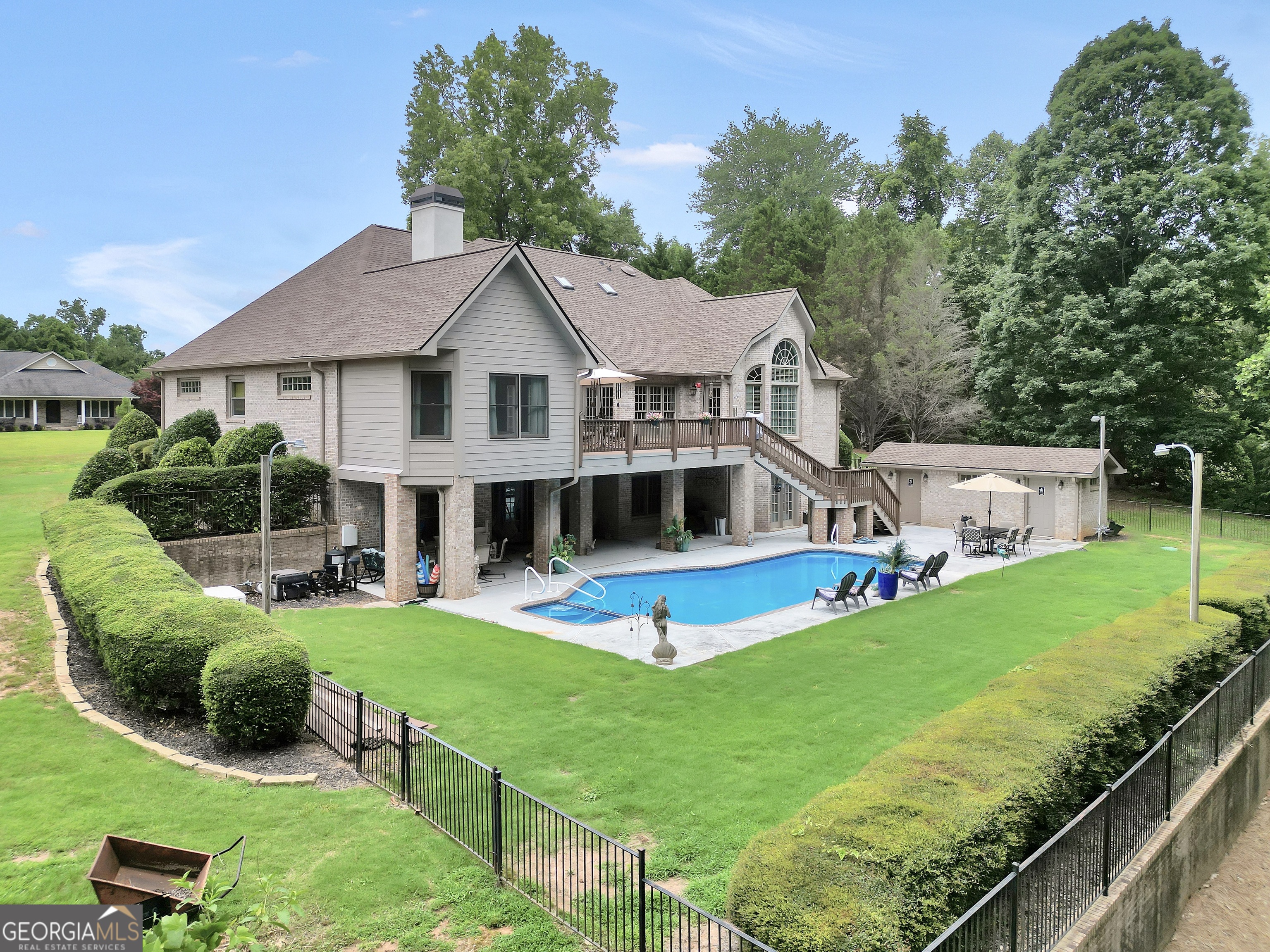 46 Riverview Drive
