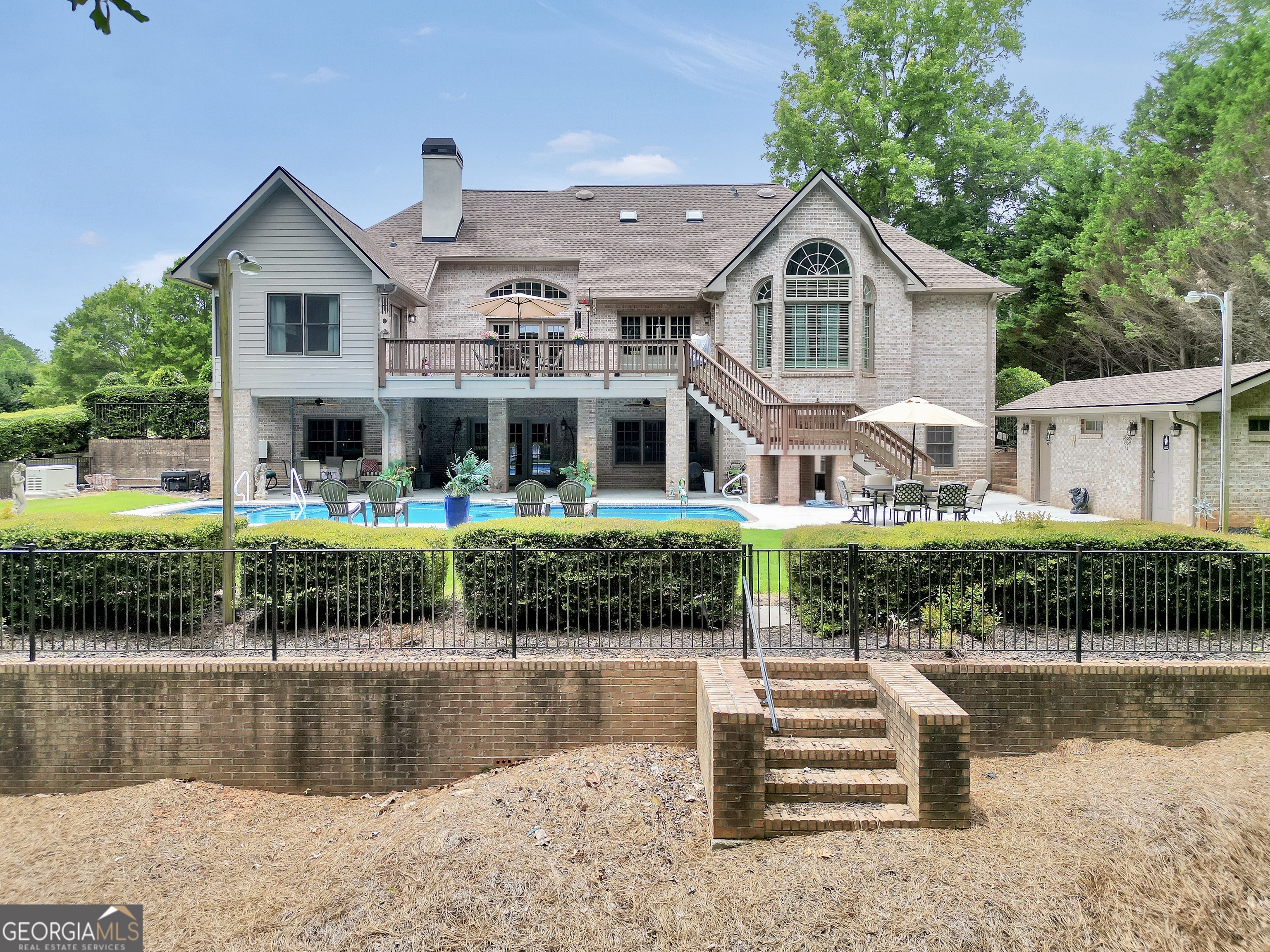 46 Riverview Drive