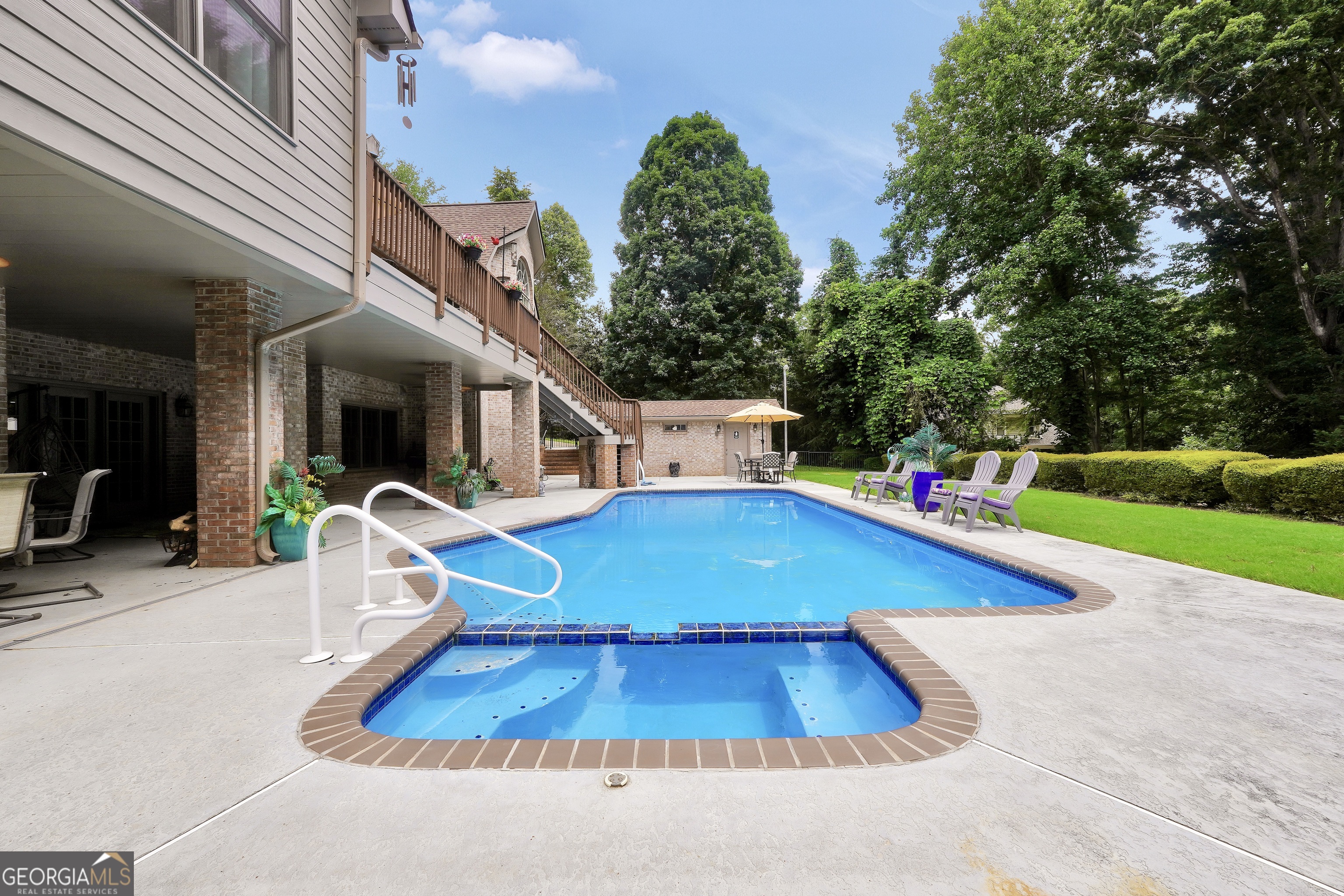 46 Riverview Drive