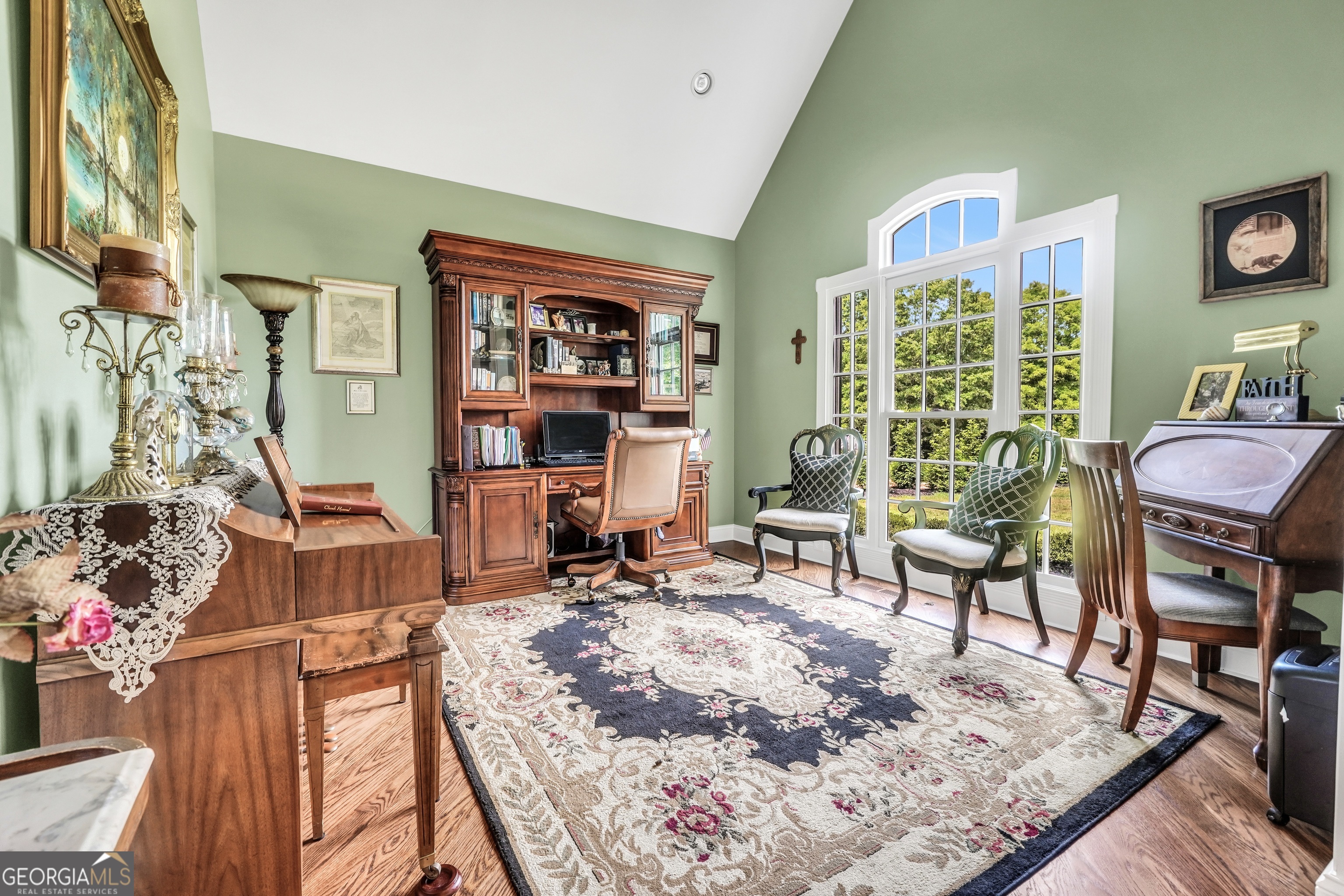 46 Riverview Drive