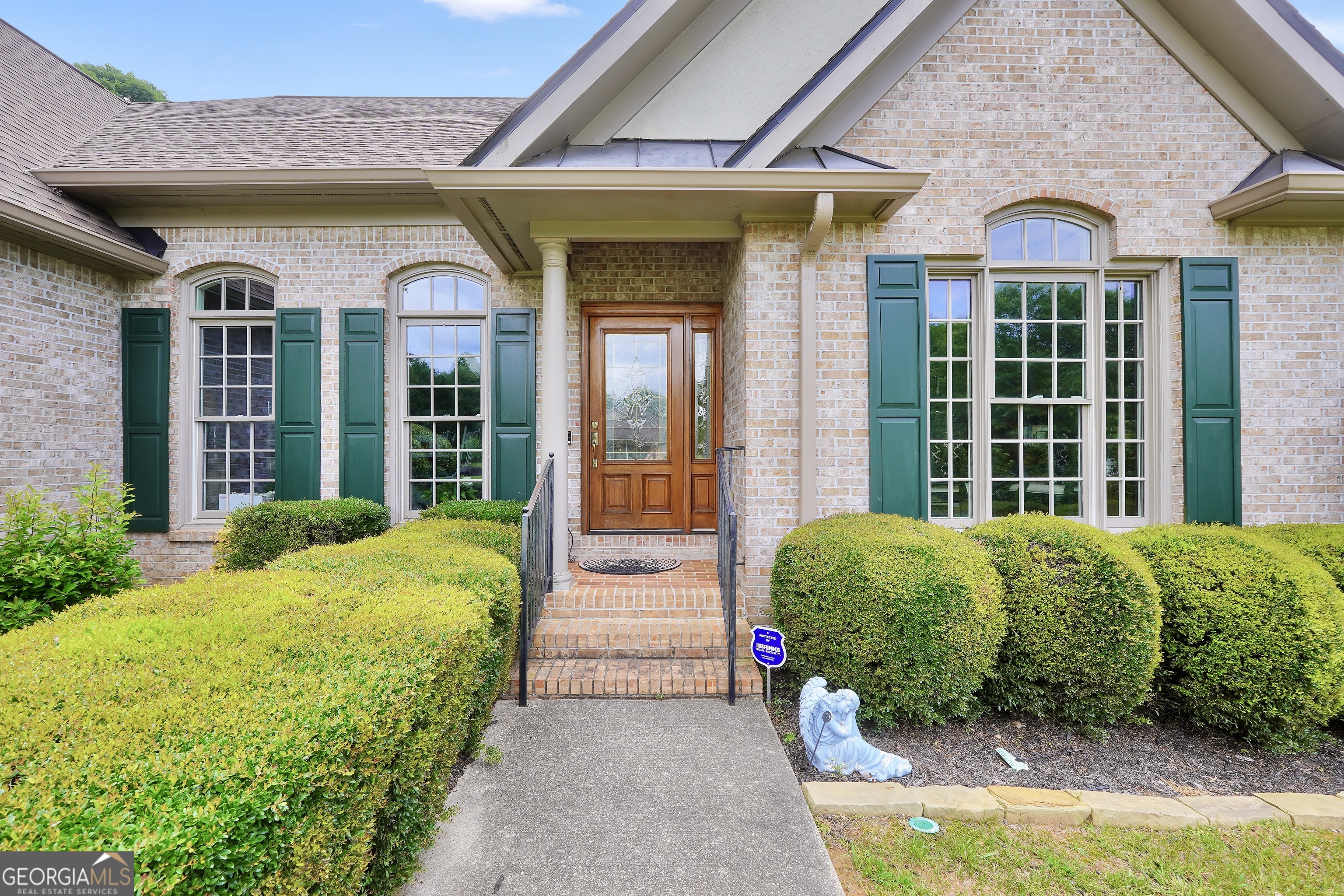 46 Riverview Drive