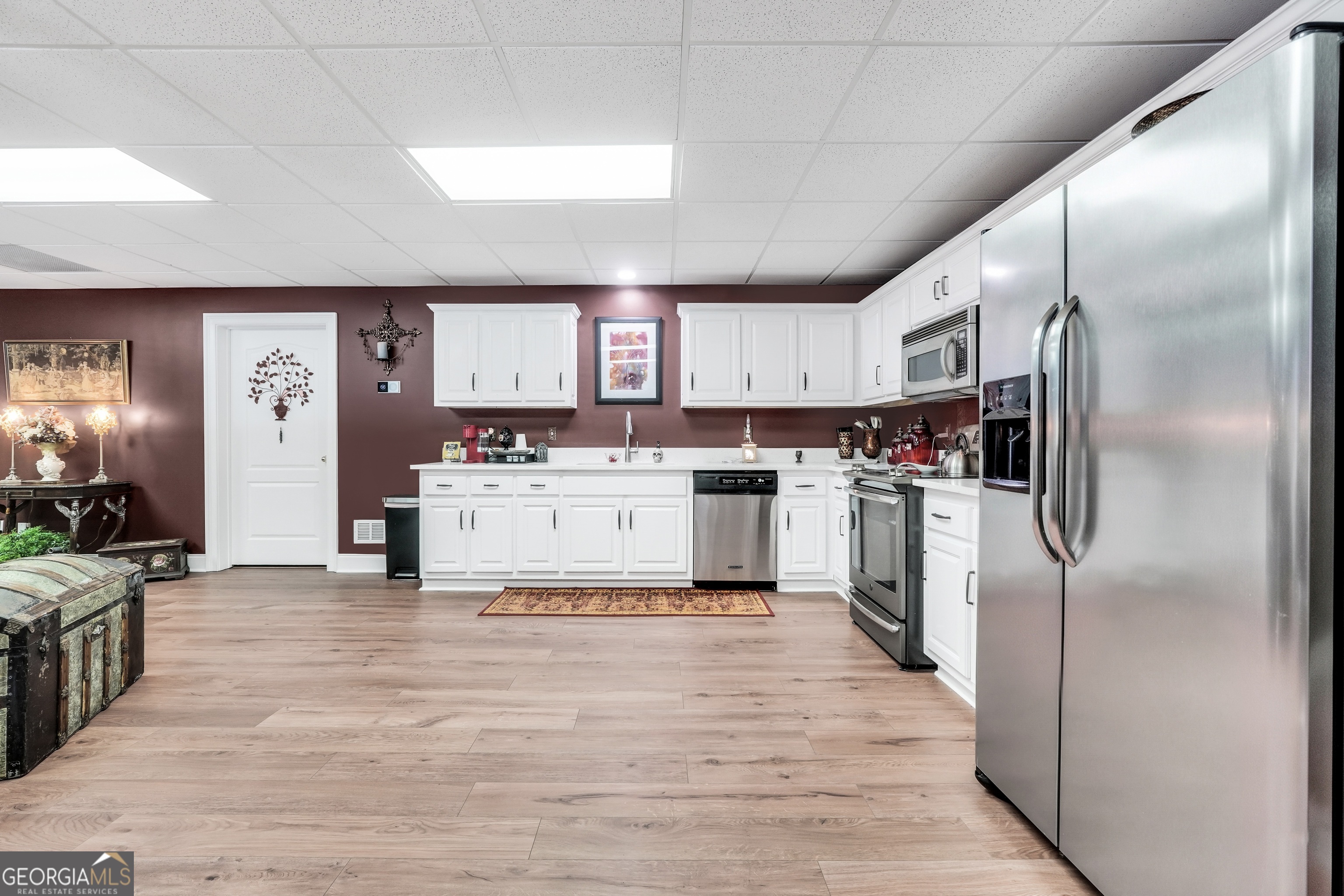 46 Riverview Drive
