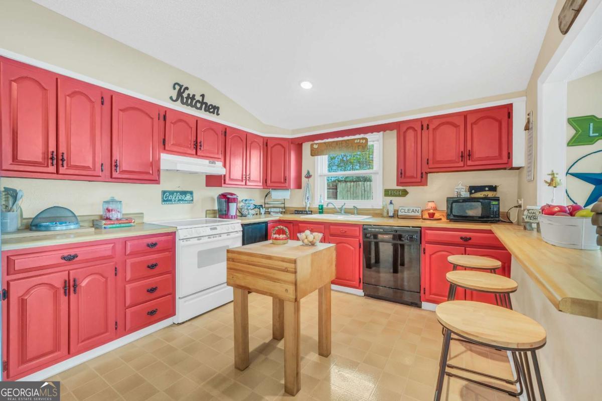 216 Deep Water Road
