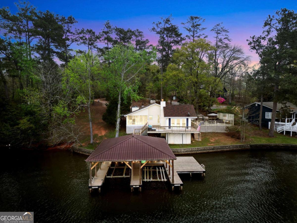 216 Deep Water Road
